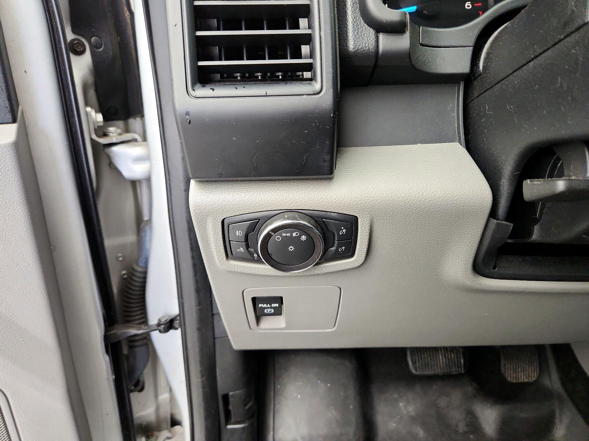 Thumbnail: 2018 Ford F-150 - 13
