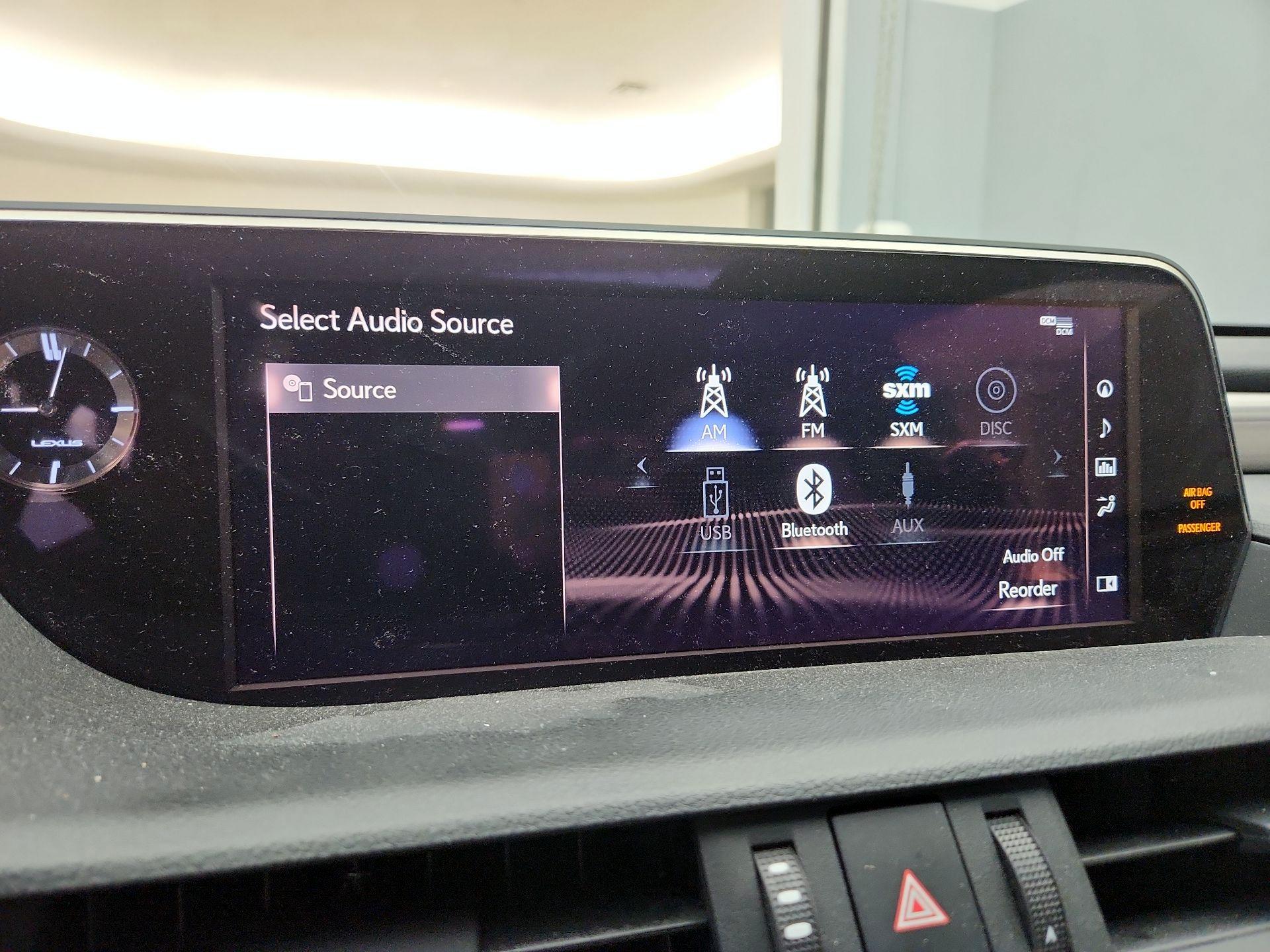 Thumbnail: 2019 Lexus ES - 16