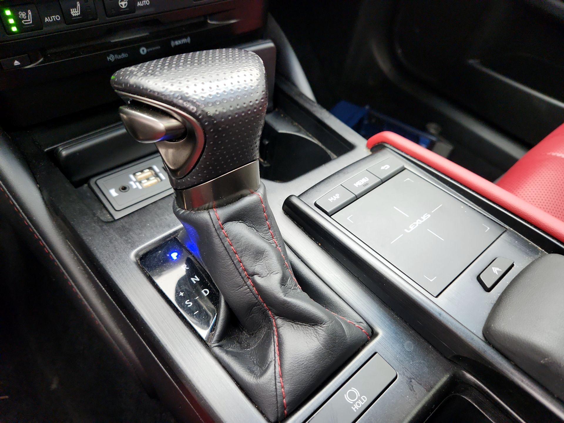 Thumbnail: 2019 Lexus ES - 18