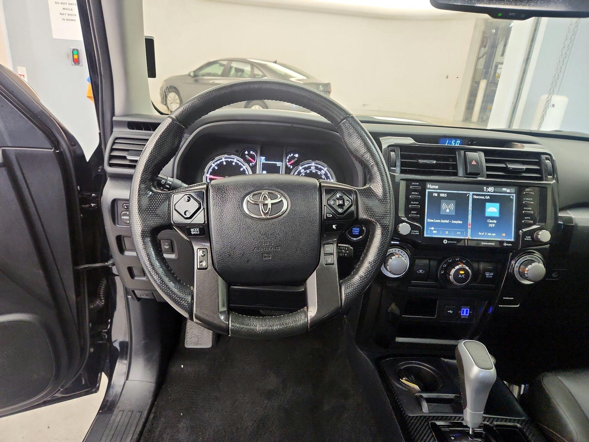 Thumbnail: 2023 Toyota 4Runner - 10