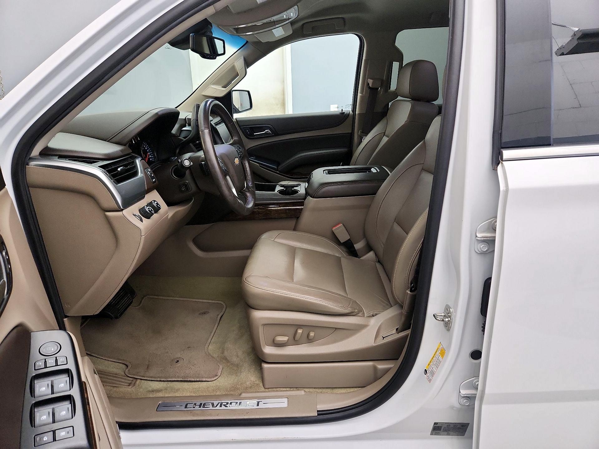 Thumbnail: 2018 Chevrolet Tahoe - 11