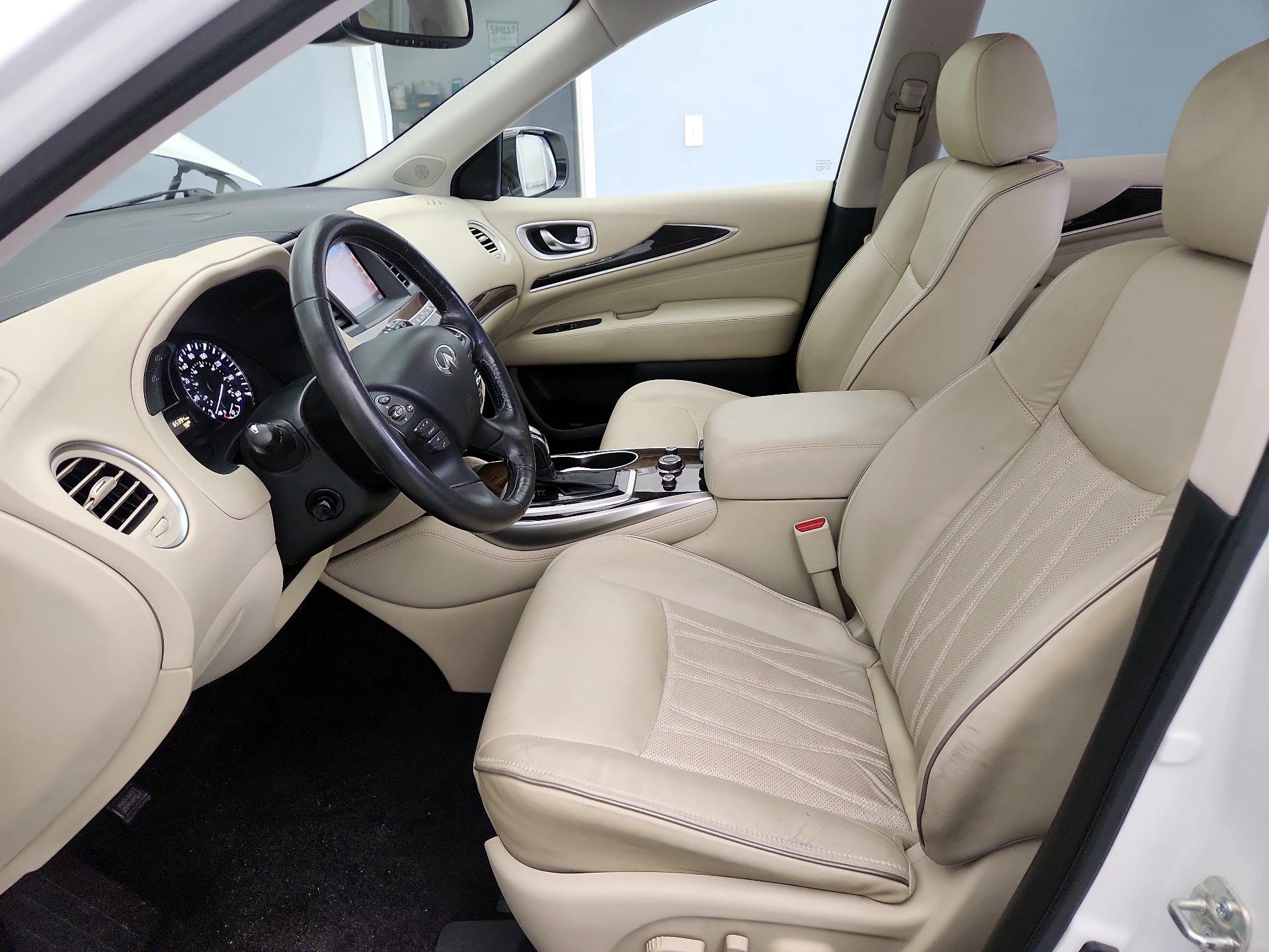 Thumbnail: 2017 INFINITI QX60 - 11
