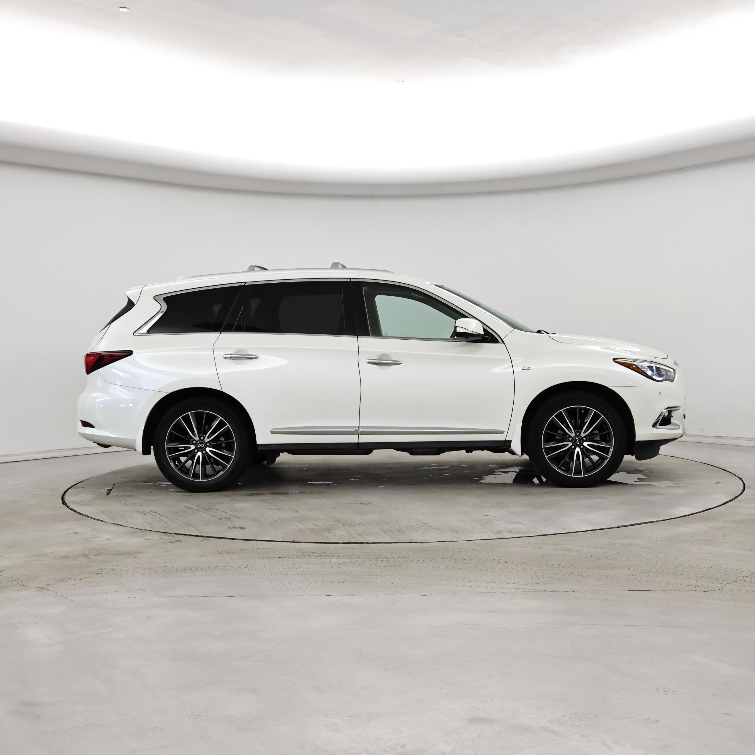 Thumbnail: 2017 INFINITI QX60 - 7