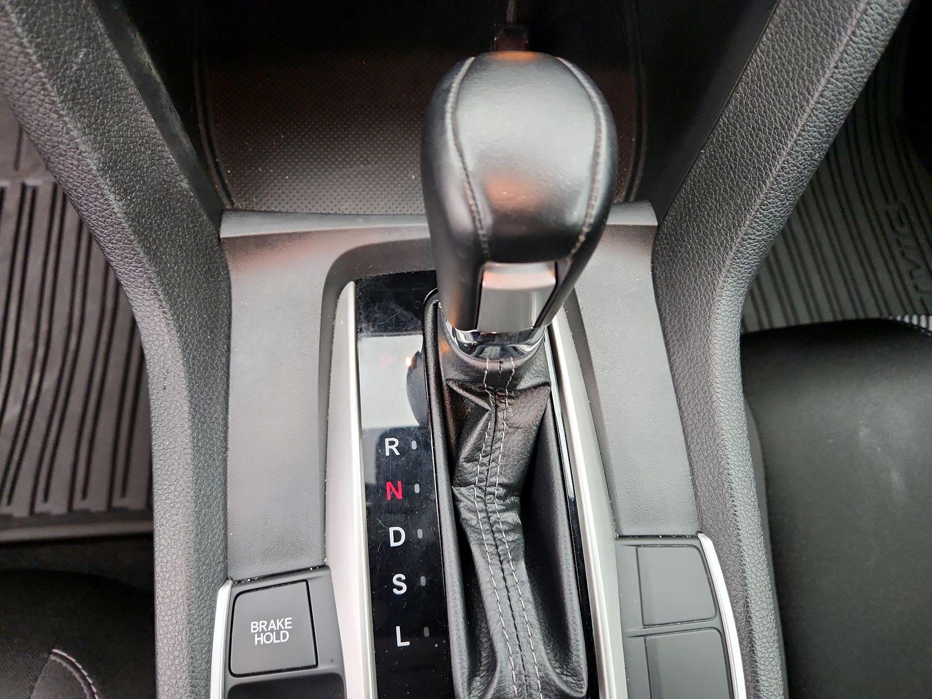 Thumbnail: 2019 Honda Civic - 17