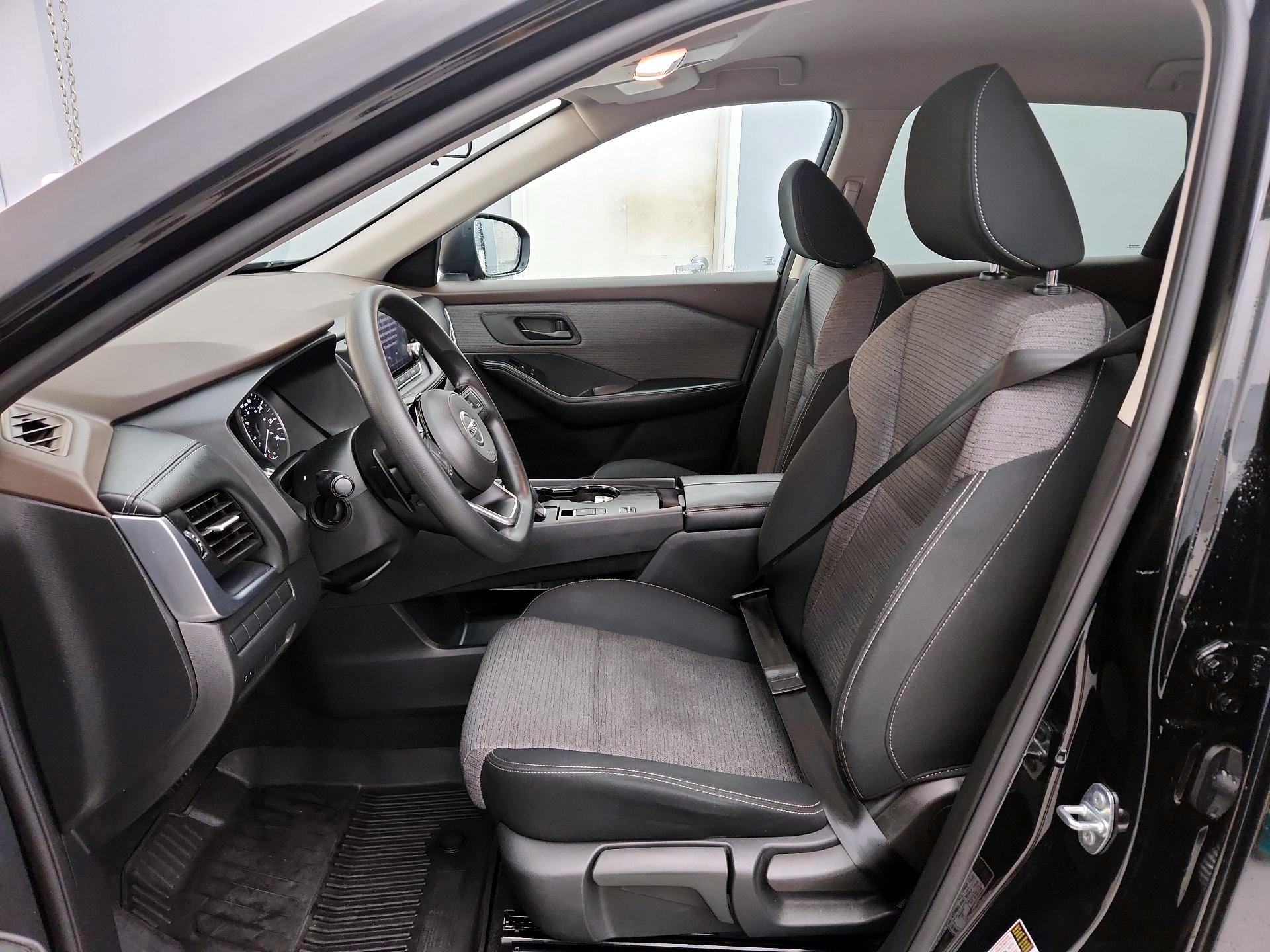 Thumbnail: 2021 Nissan Rogue - 11