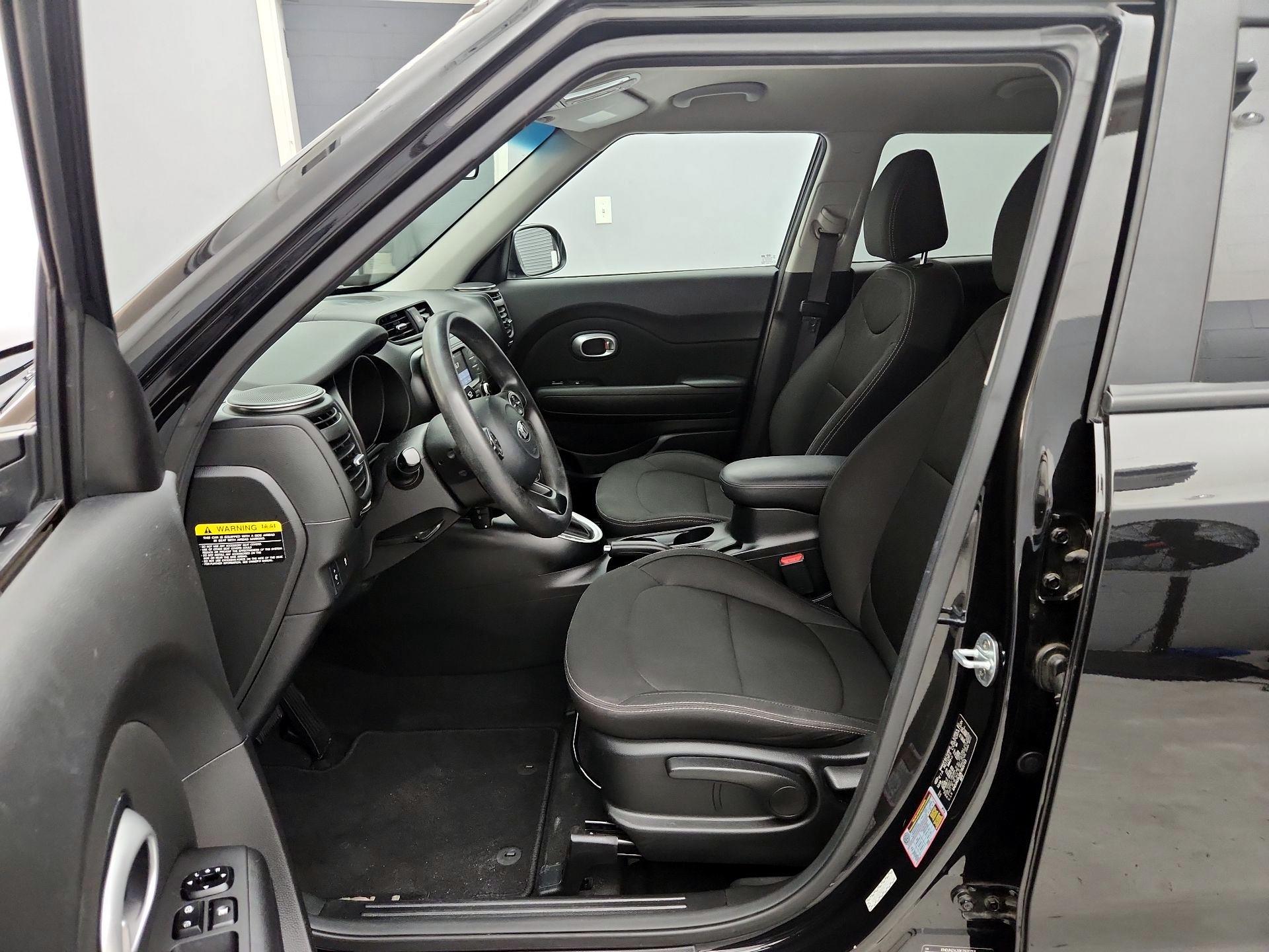 Thumbnail: 2019 Kia Soul - 11