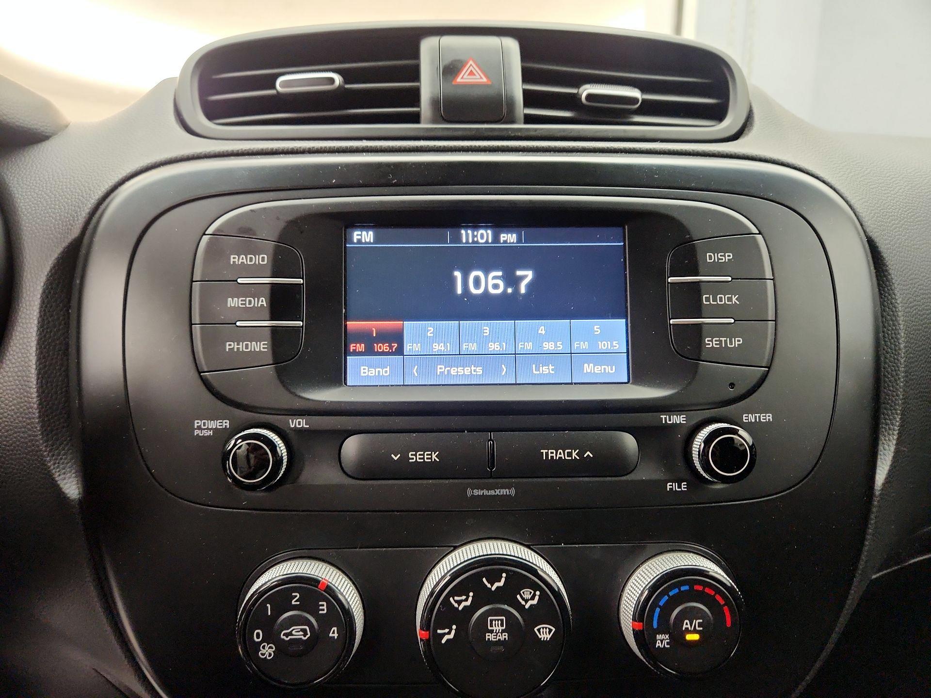 Thumbnail: 2019 Kia Soul - 15