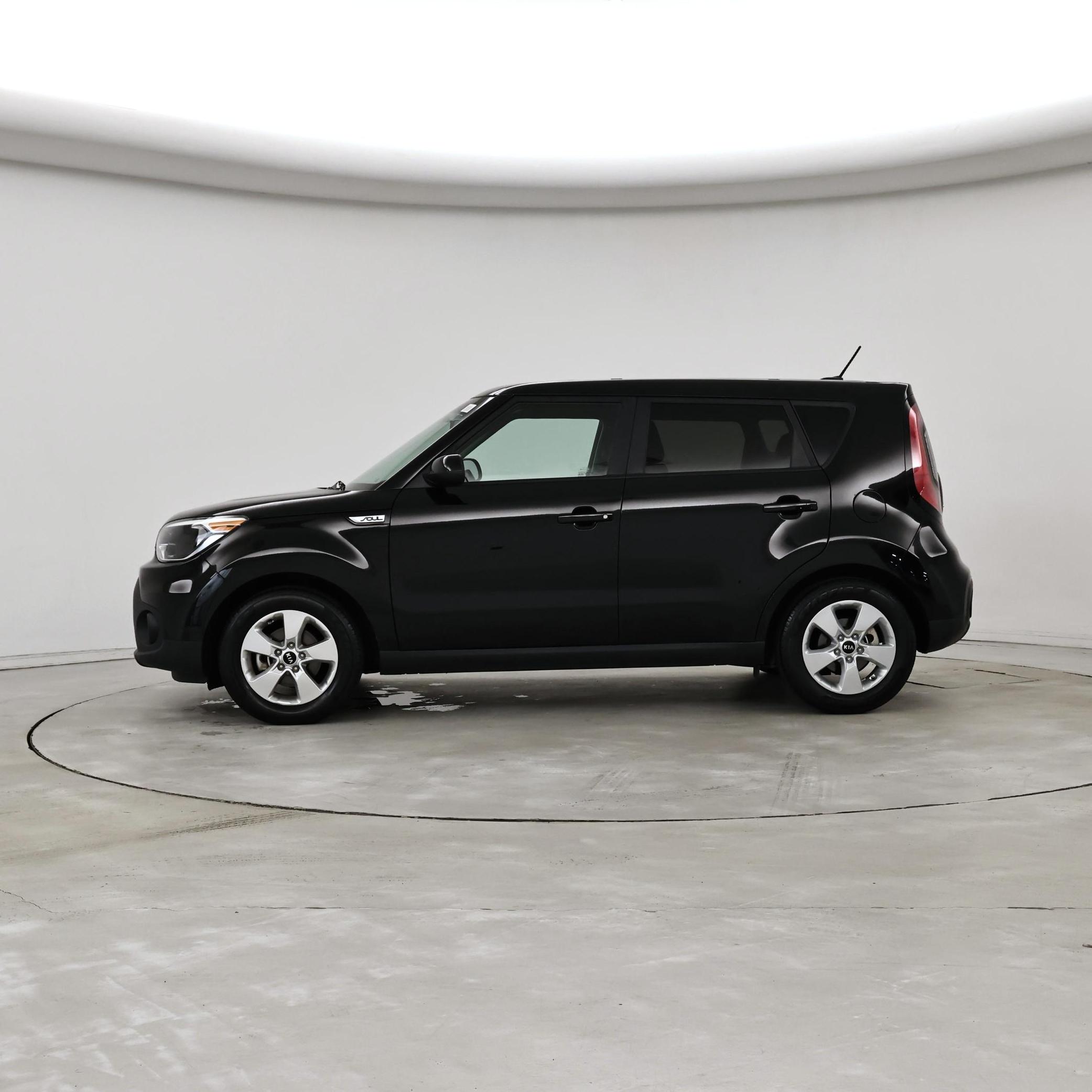 Thumbnail: 2019 Kia Soul - 3