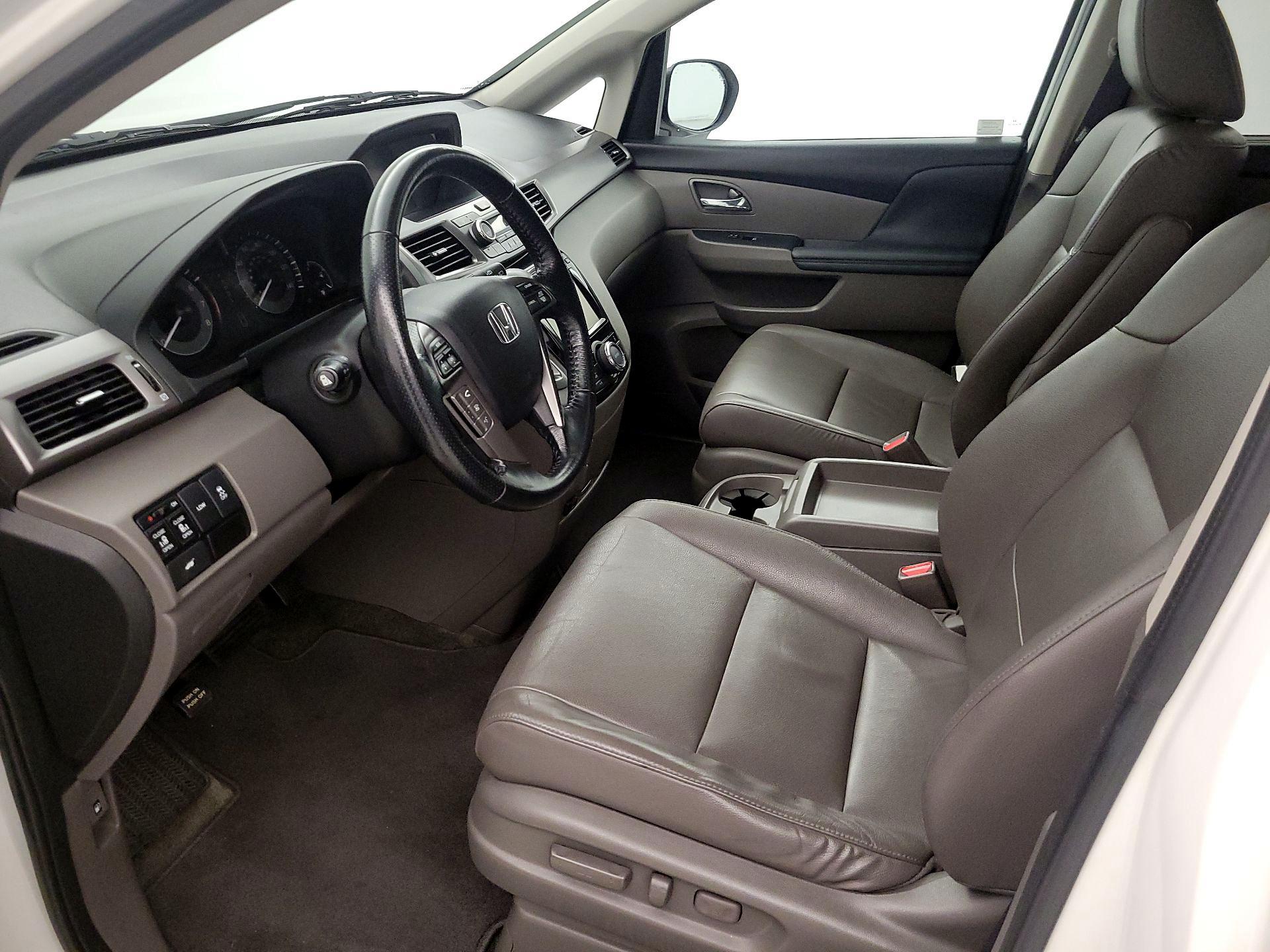 Thumbnail: 2015 Honda Odyssey - 11