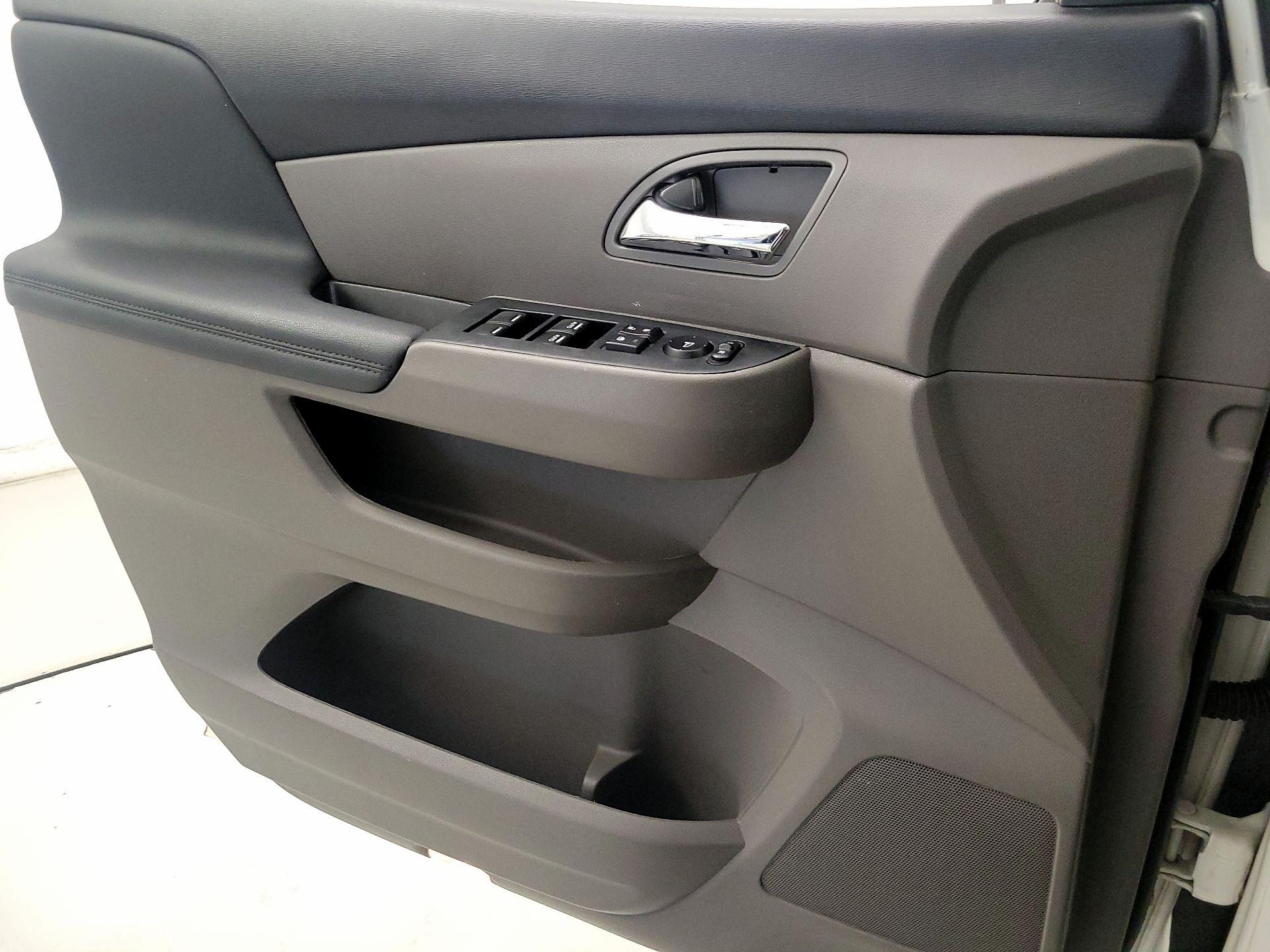 Thumbnail: 2015 Honda Odyssey - 12