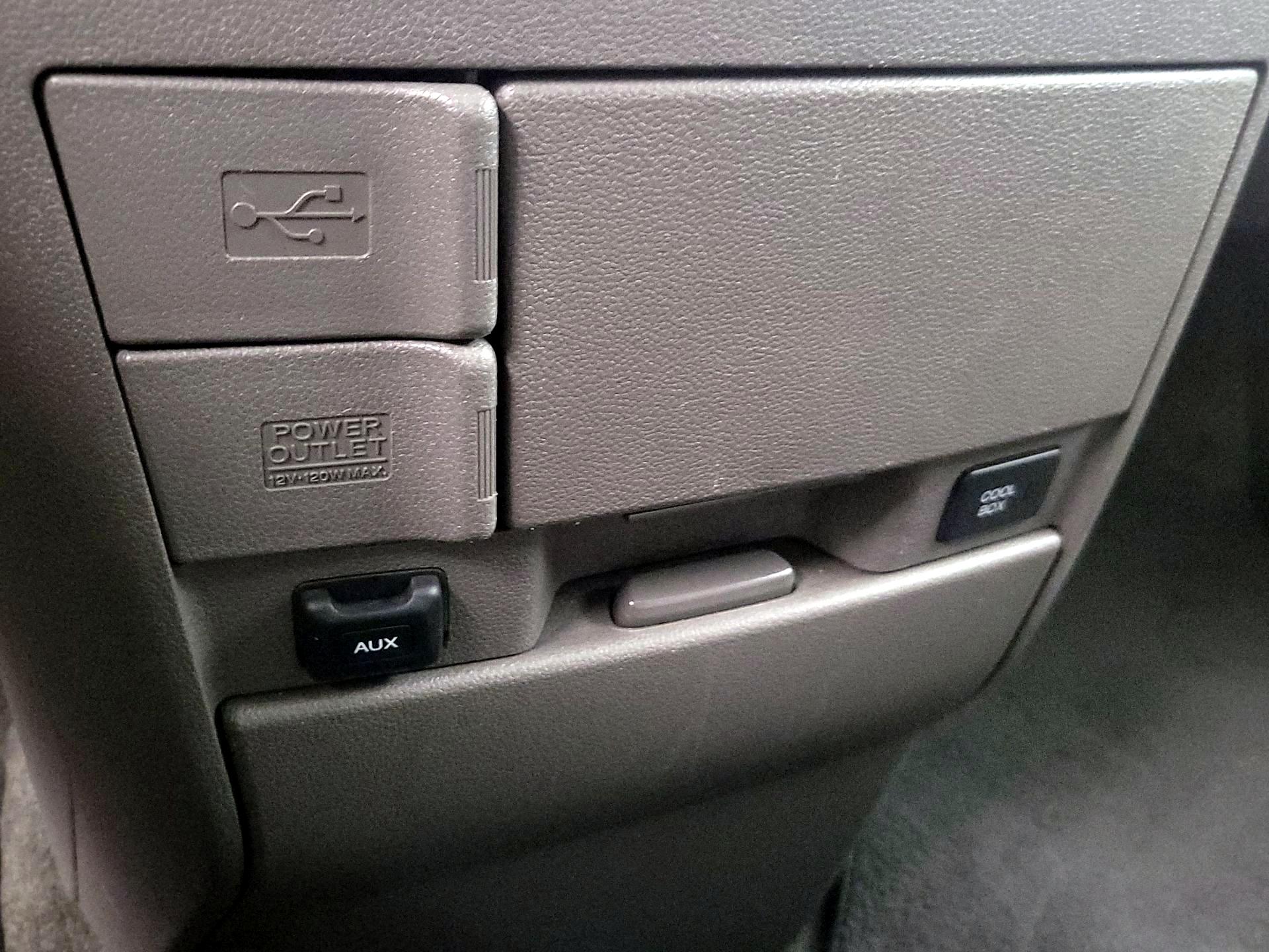 Thumbnail: 2015 Honda Odyssey - 19