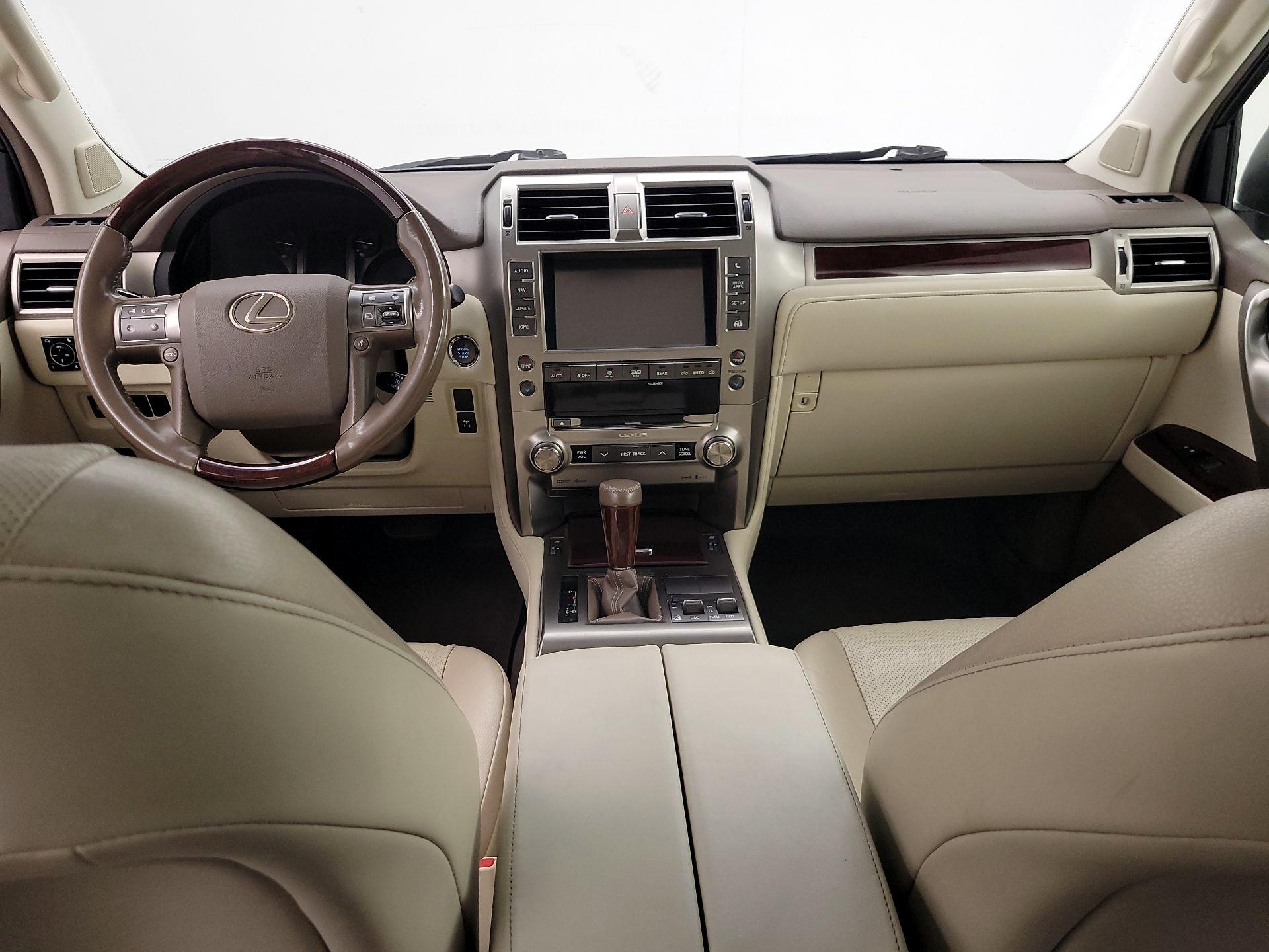 Thumbnail: 2017 Lexus GX - 9
