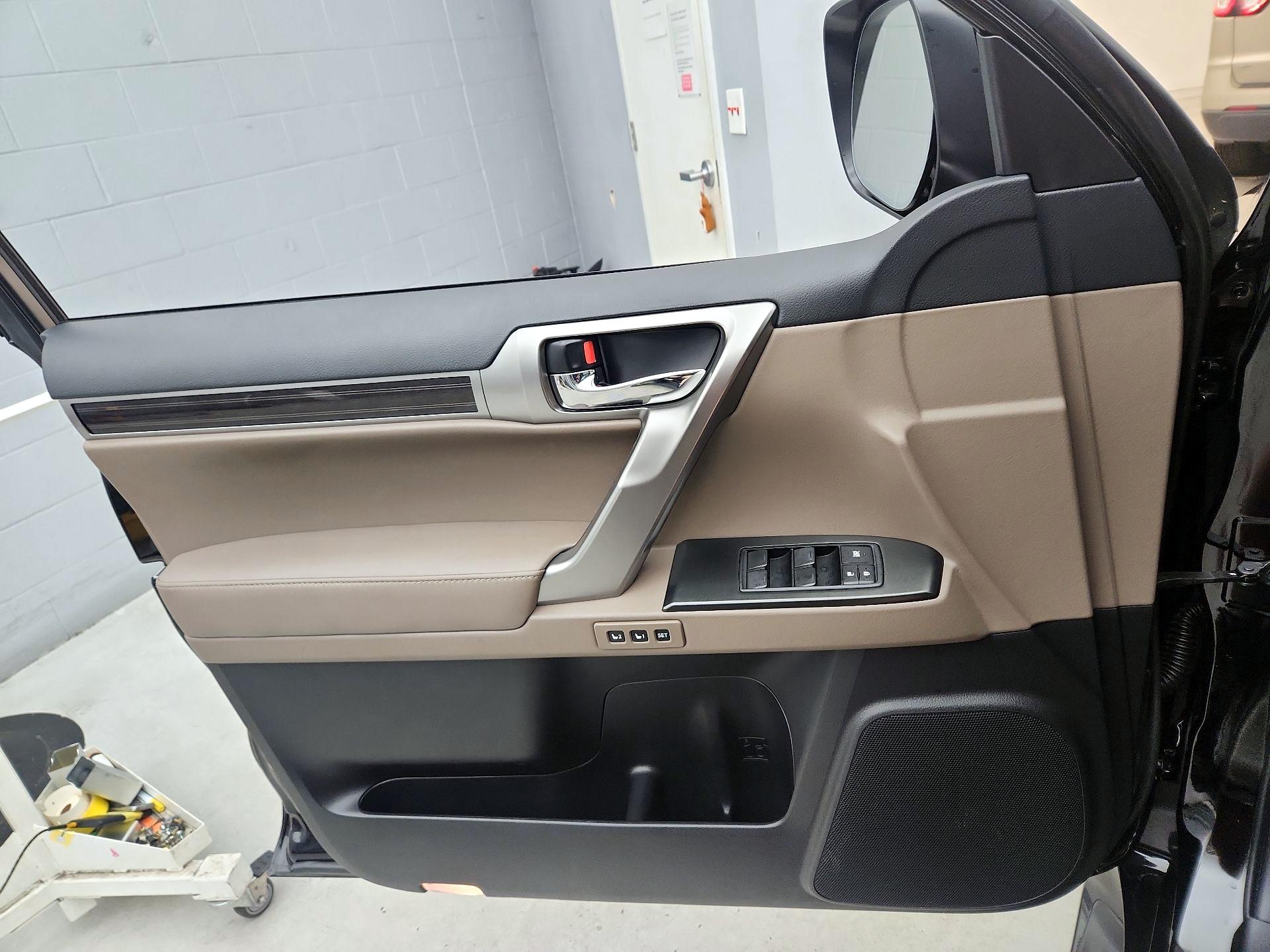 Thumbnail: 2023 Lexus GX - 12