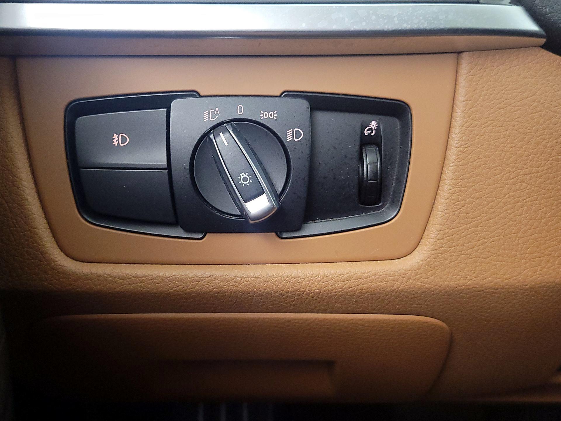 Thumbnail: 2015 BMW 3 Series - 13