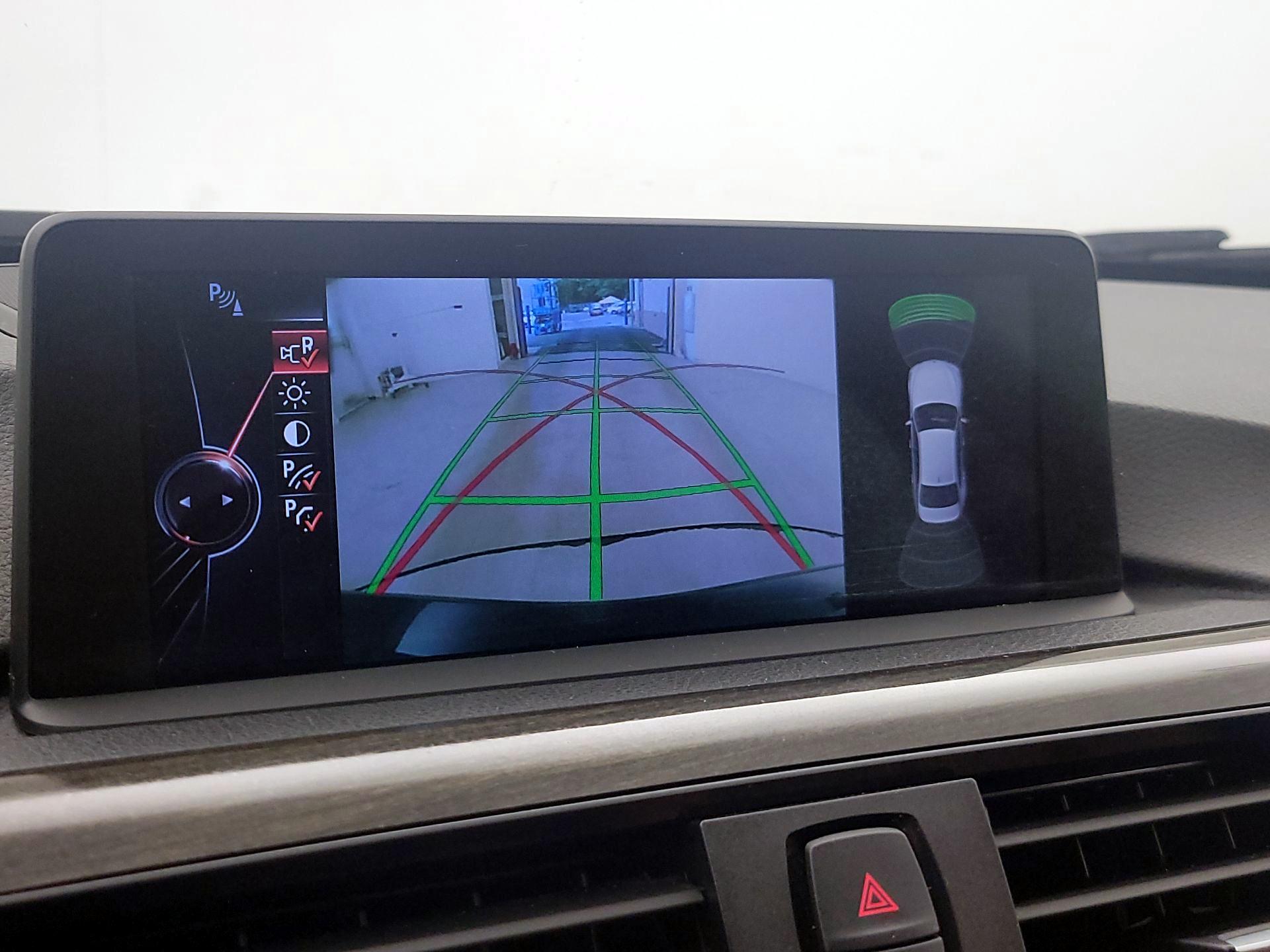 Thumbnail: 2015 BMW 3 Series - 15