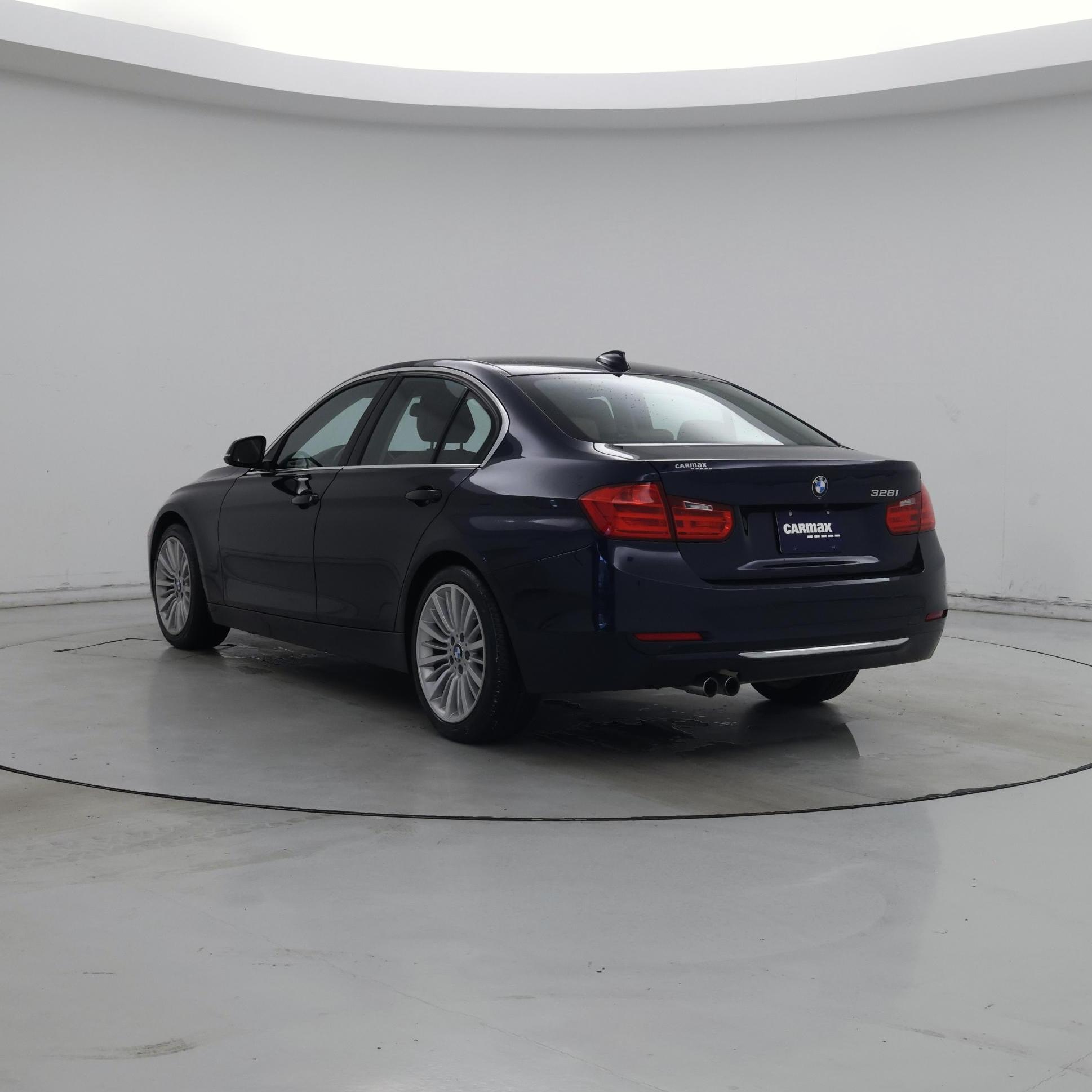 Thumbnail: 2015 BMW 3 Series - 2
