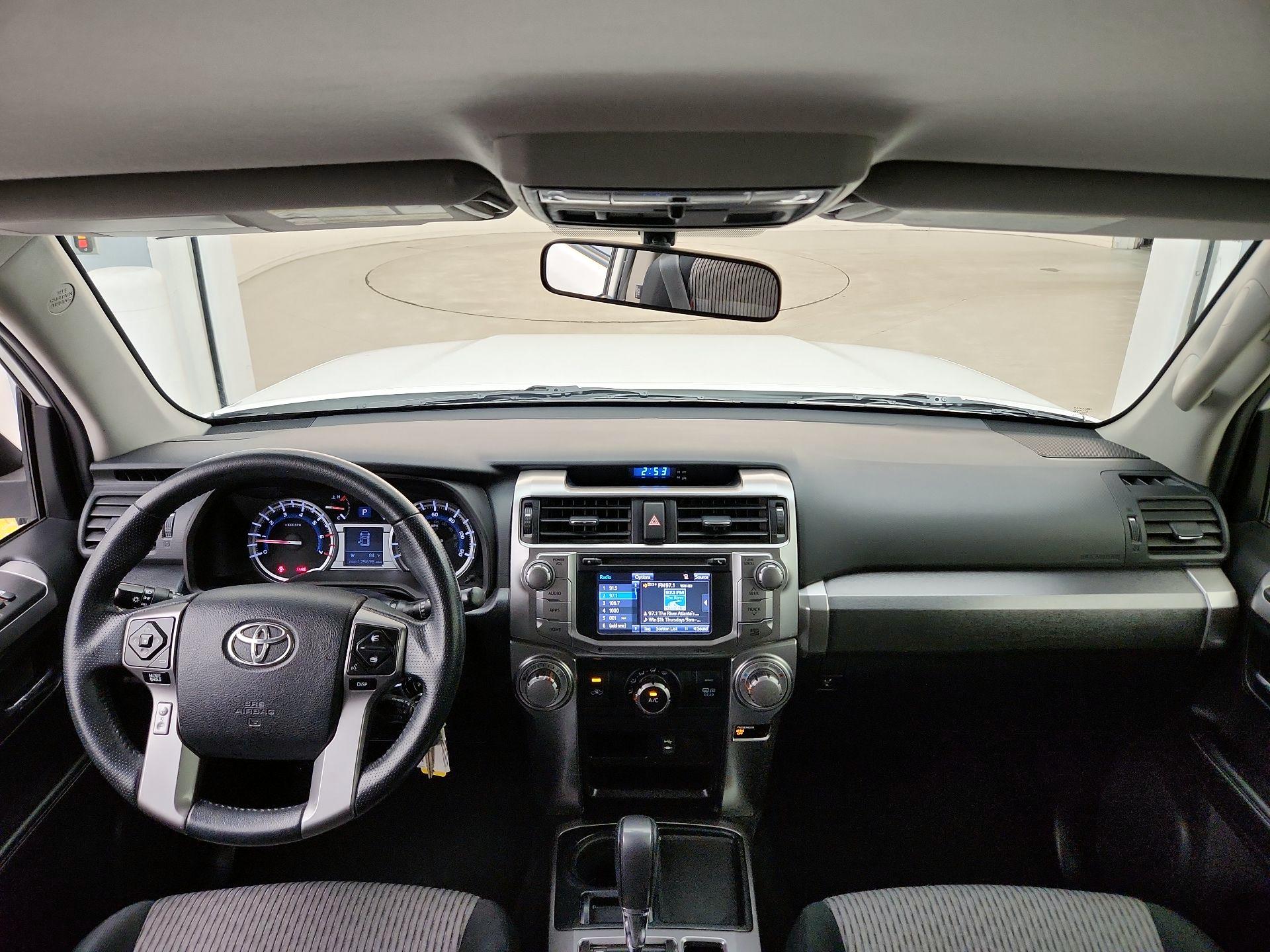 Thumbnail: 2014 Toyota 4Runner - 9