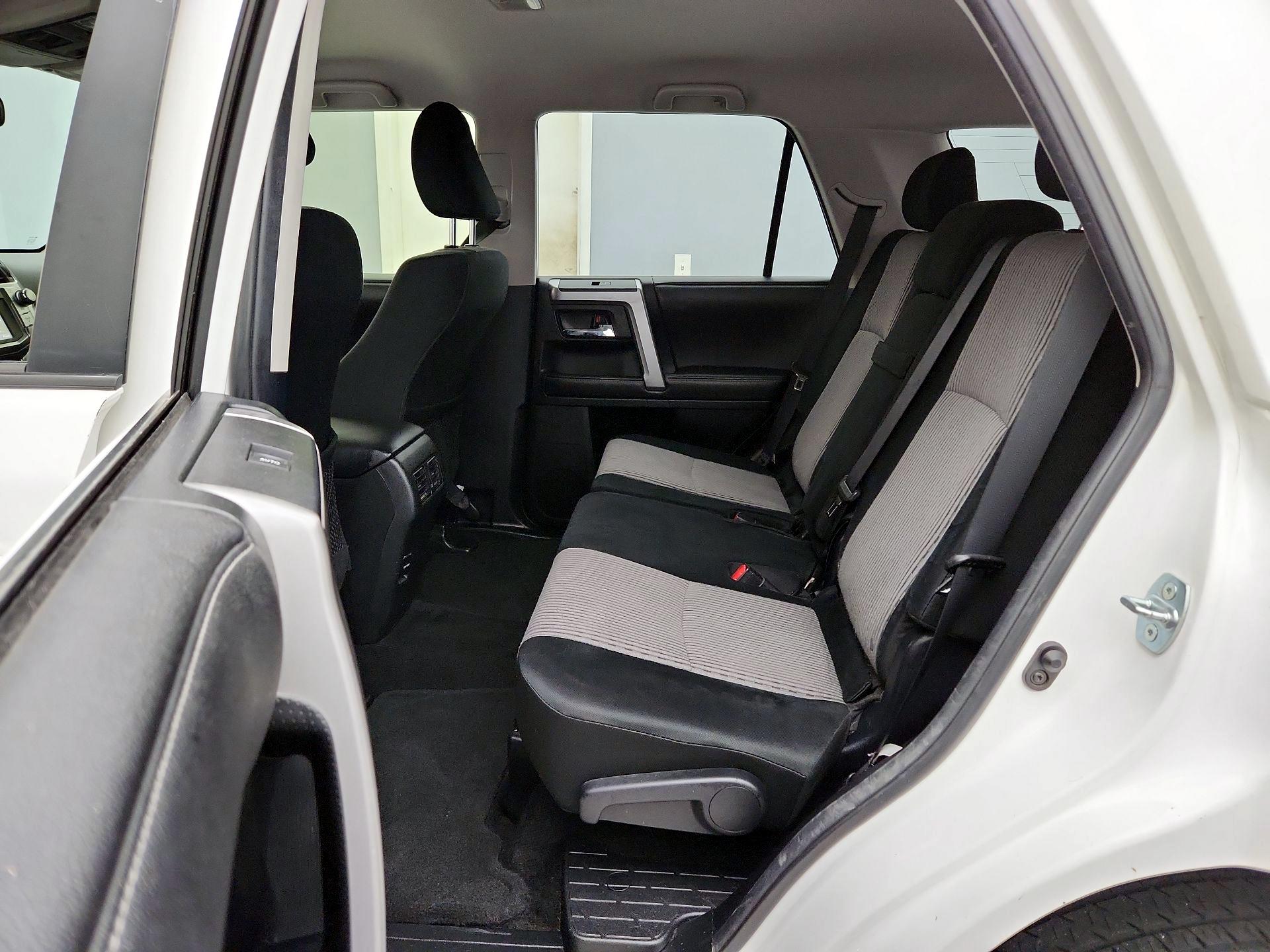 Thumbnail: 2014 Toyota 4Runner - 19