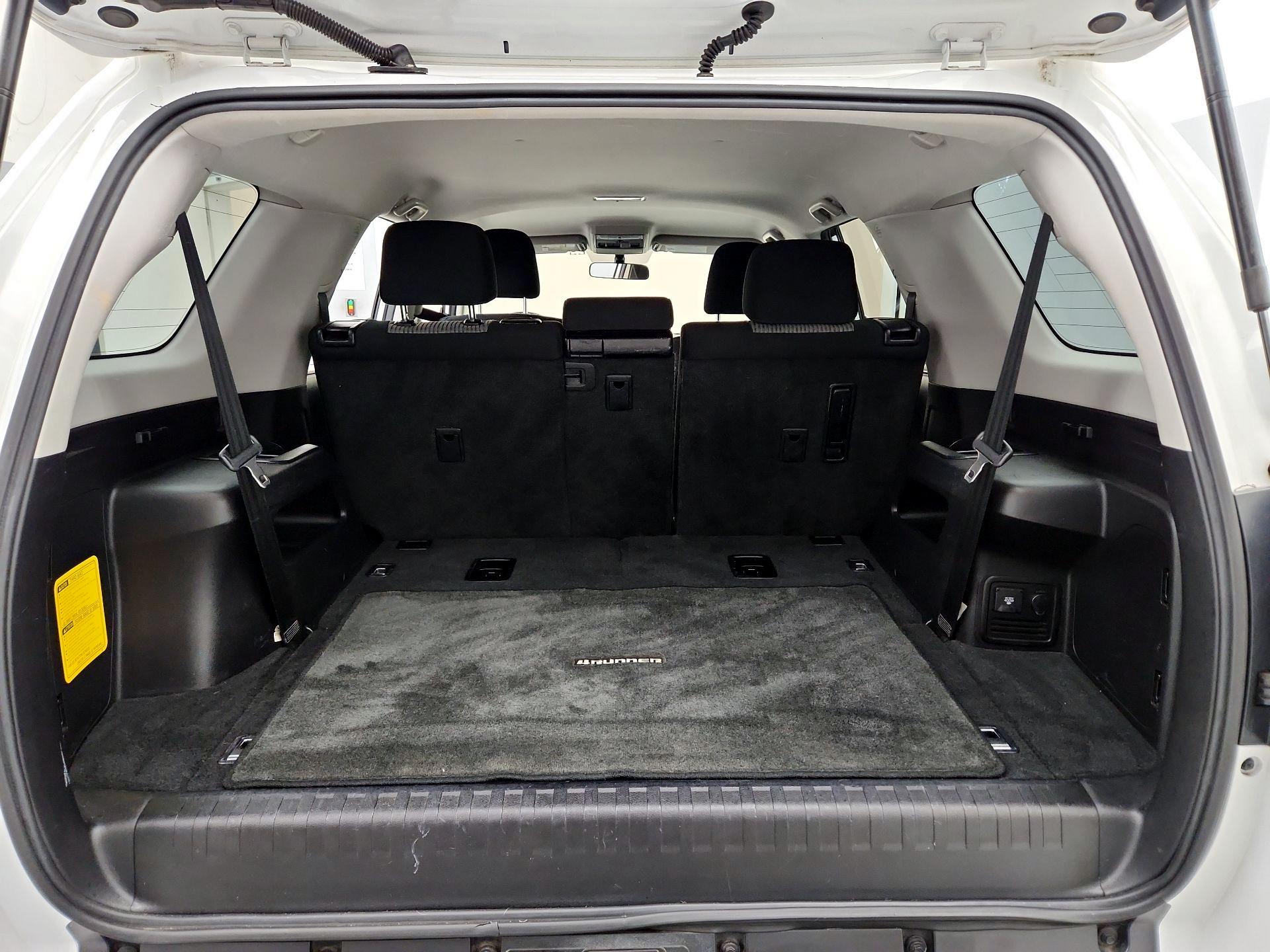 Thumbnail: 2014 Toyota 4Runner - 20
