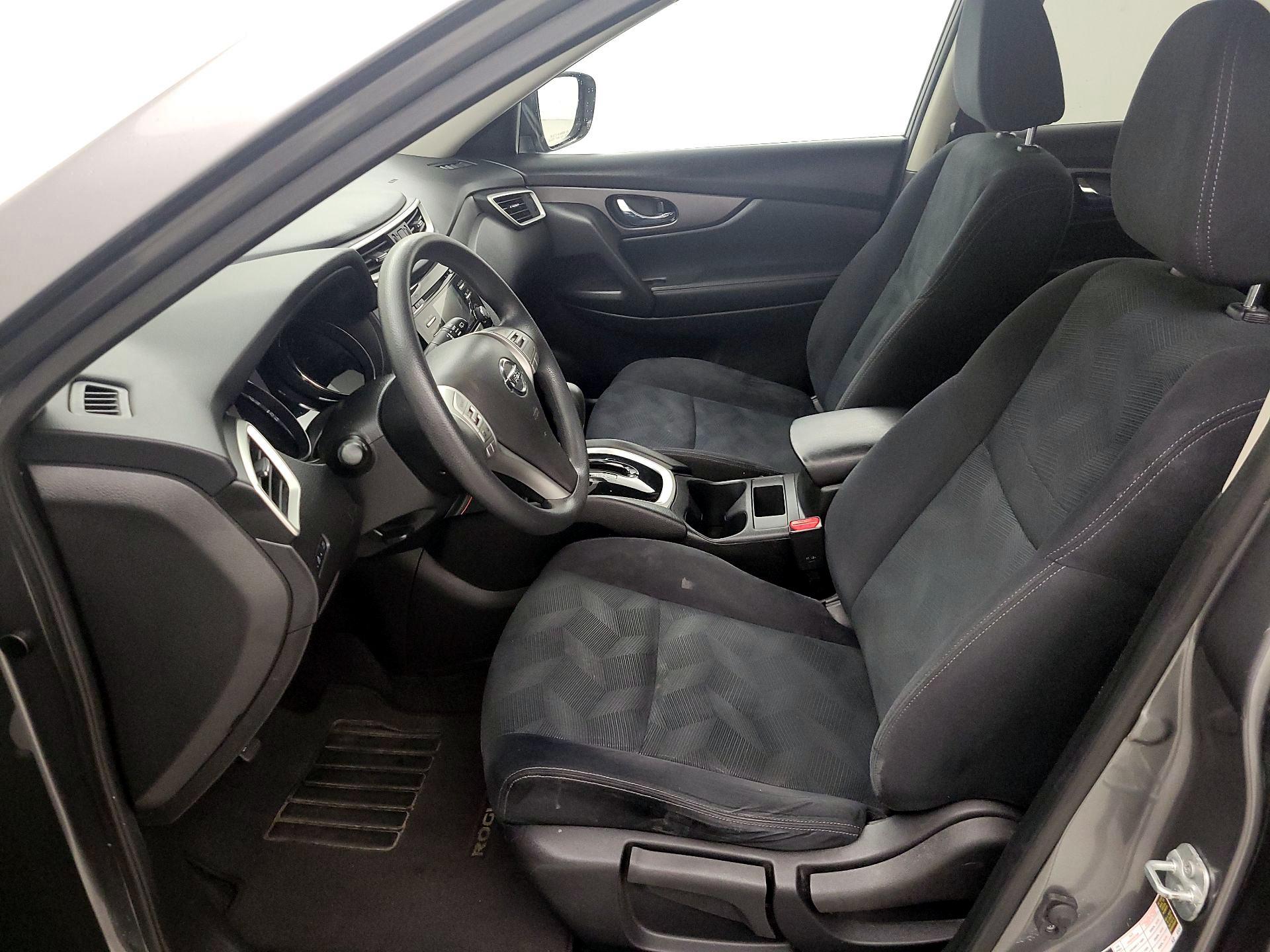Thumbnail: 2016 Nissan Rogue - 11
