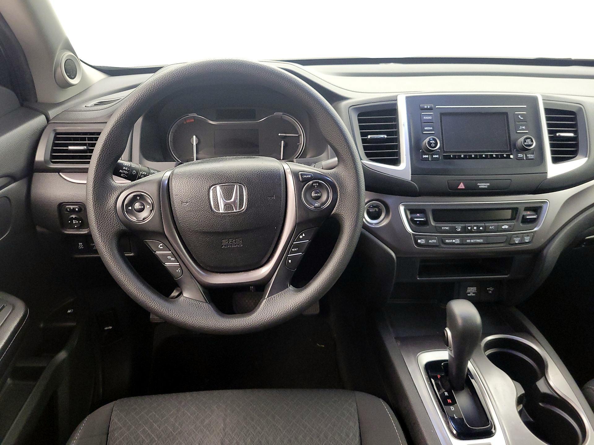 Thumbnail: 2019 Honda Ridgeline - 10