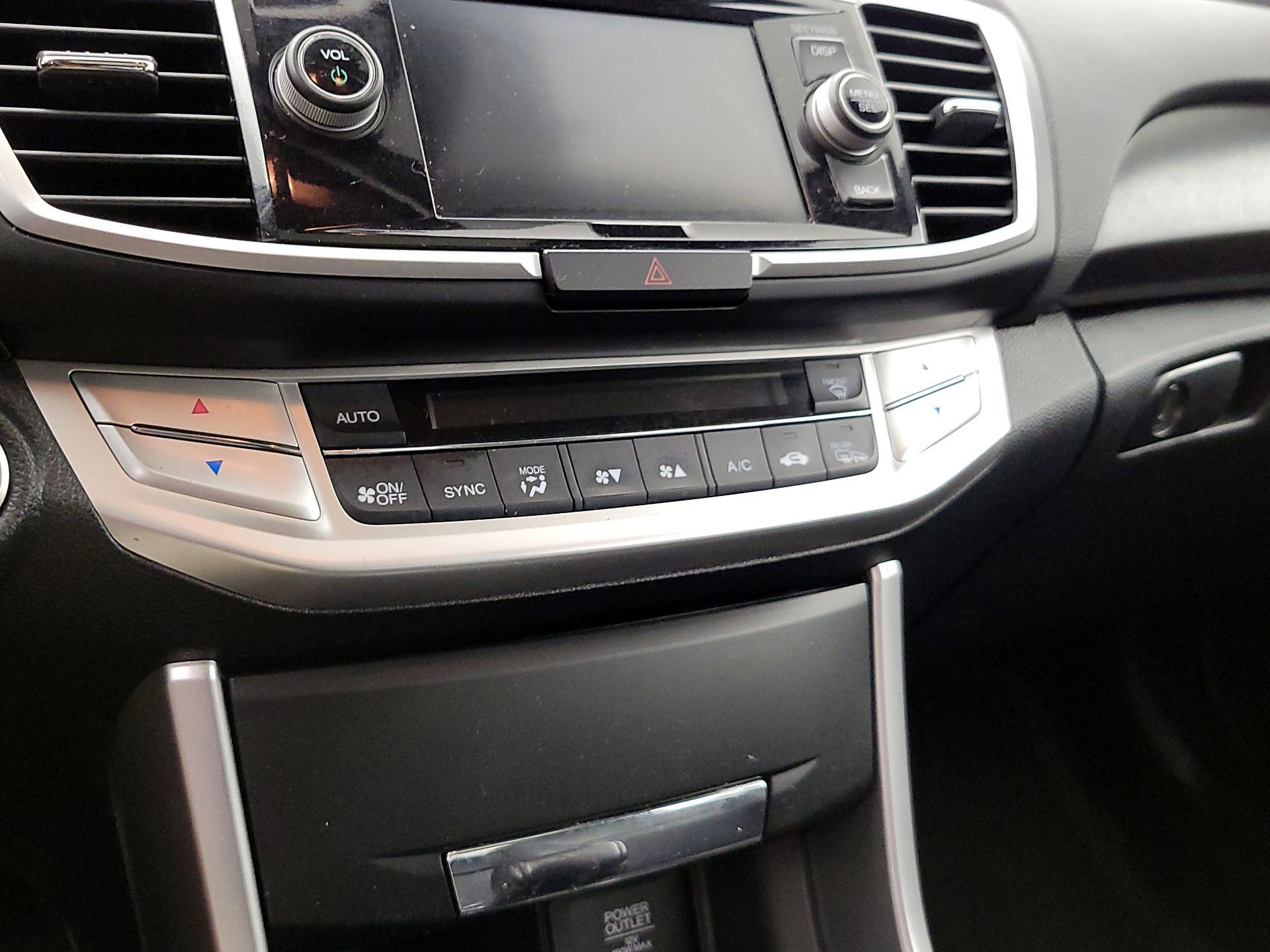 Thumbnail: 2014 Honda Accord - 16