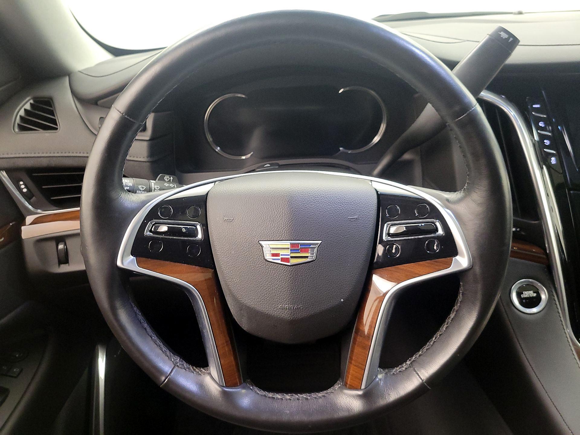 Thumbnail: 2017 Cadillac Escalade - 10