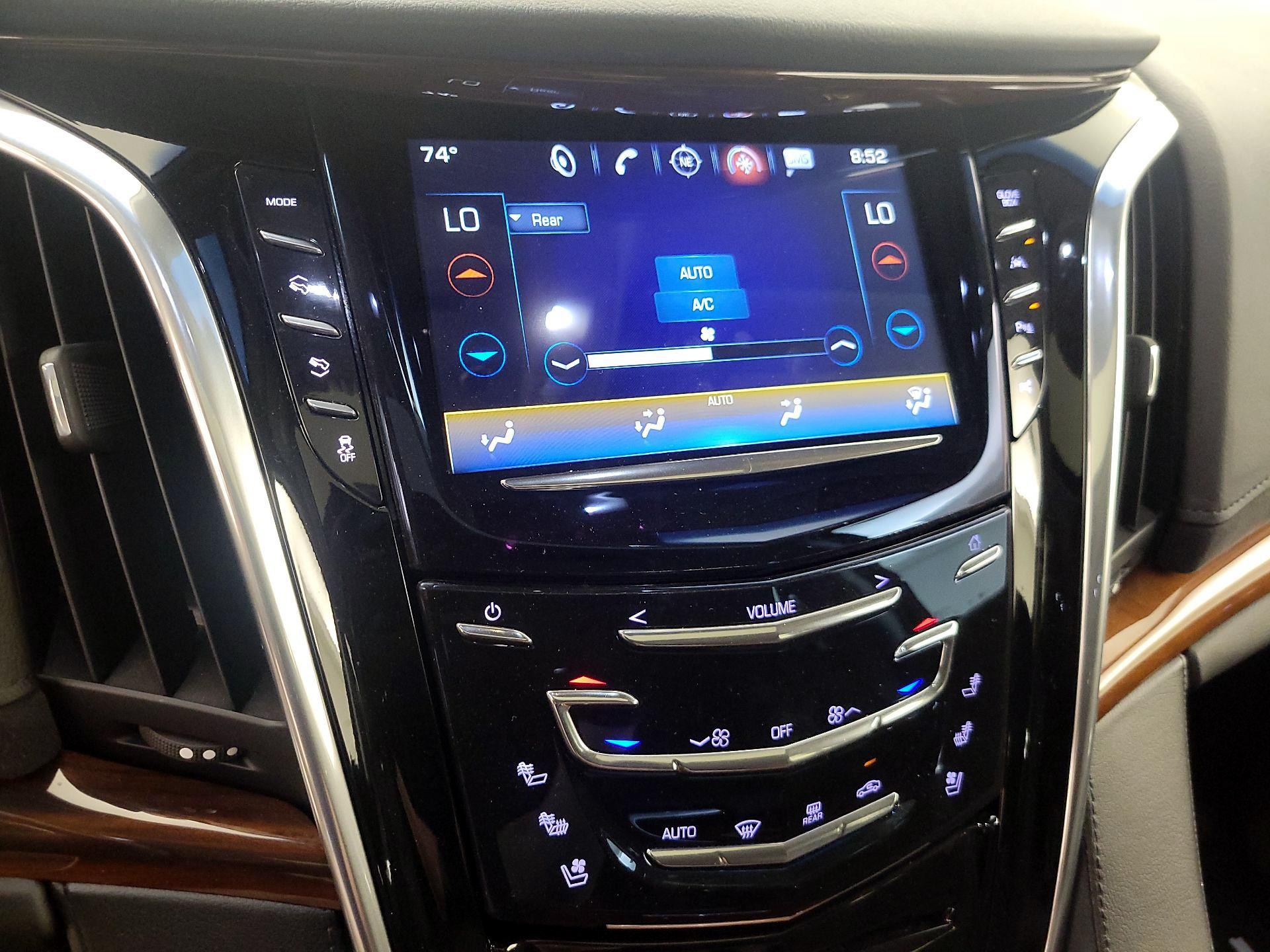 Thumbnail: 2017 Cadillac Escalade - 17