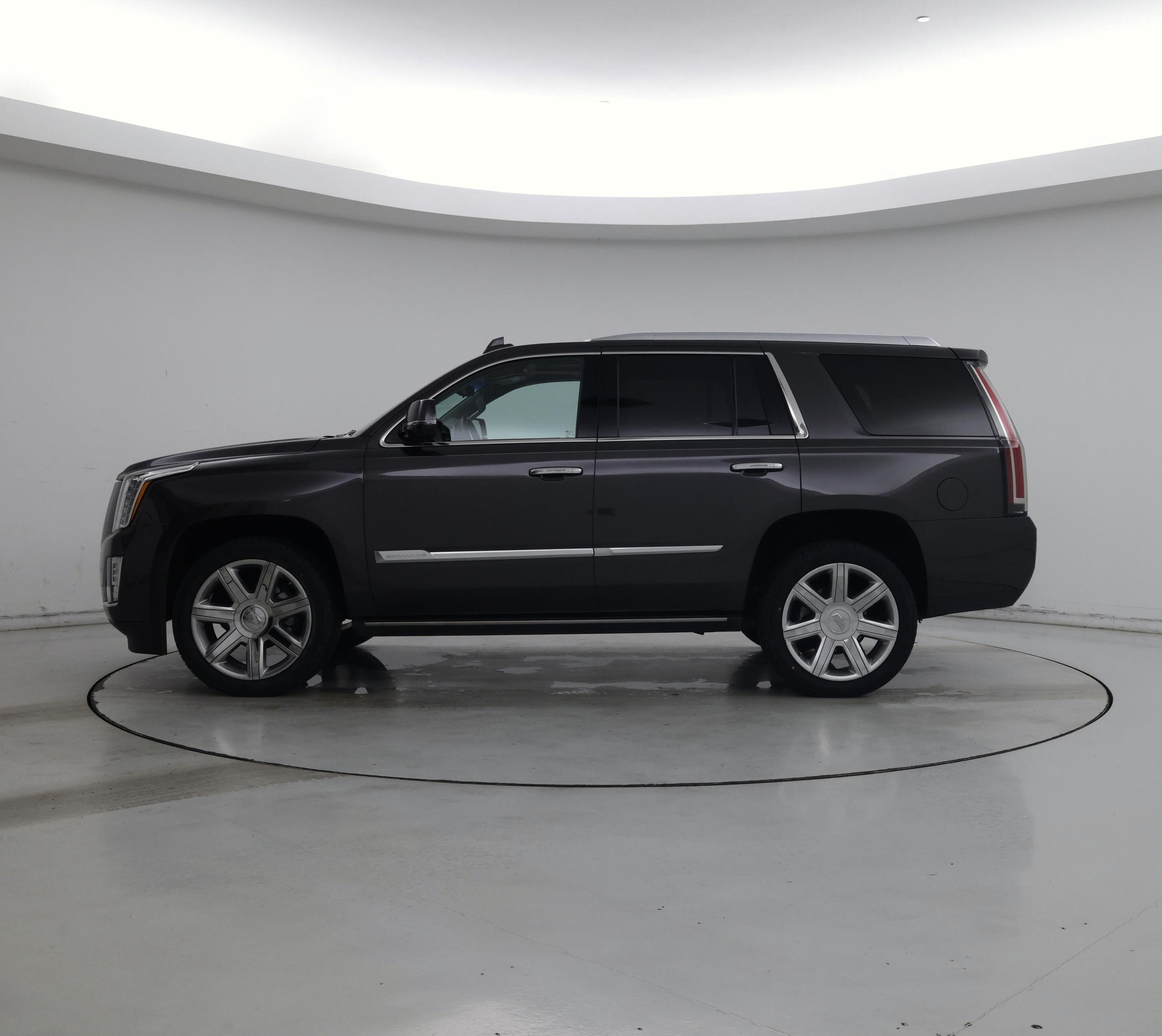 Thumbnail: 2017 Cadillac Escalade - 3