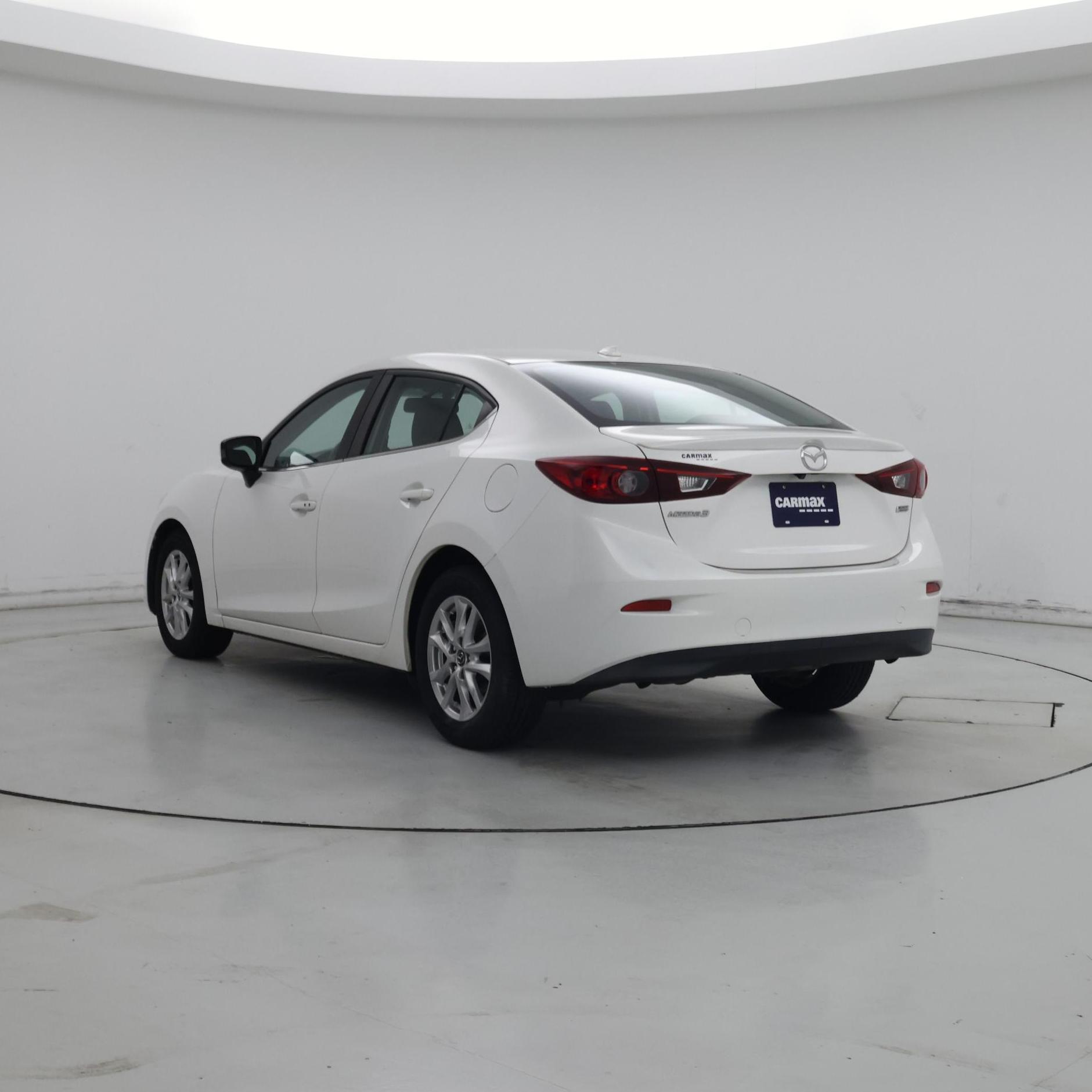 Thumbnail: 2016 Mazda Mazda3 - 2