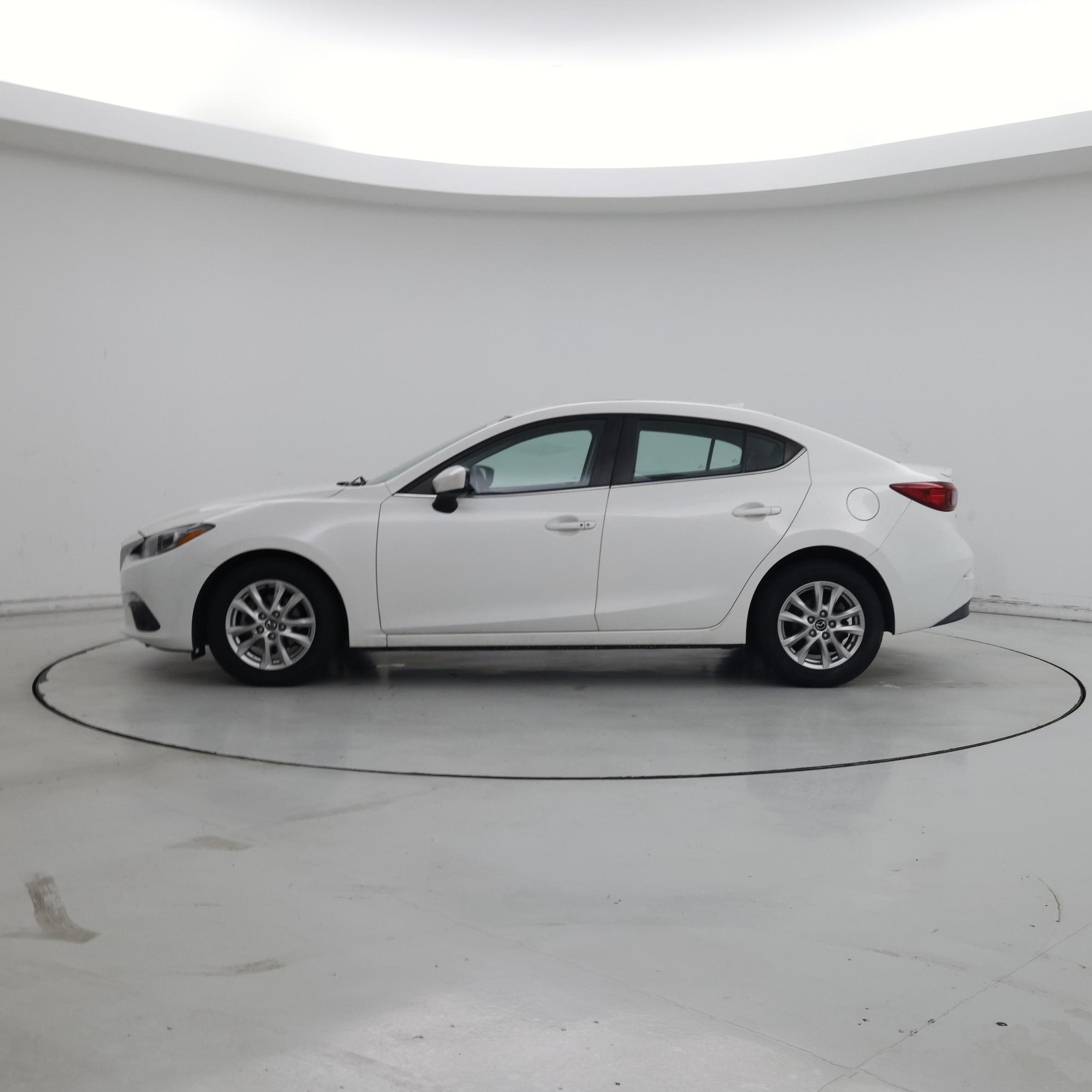 Thumbnail: 2016 Mazda Mazda3 - 3