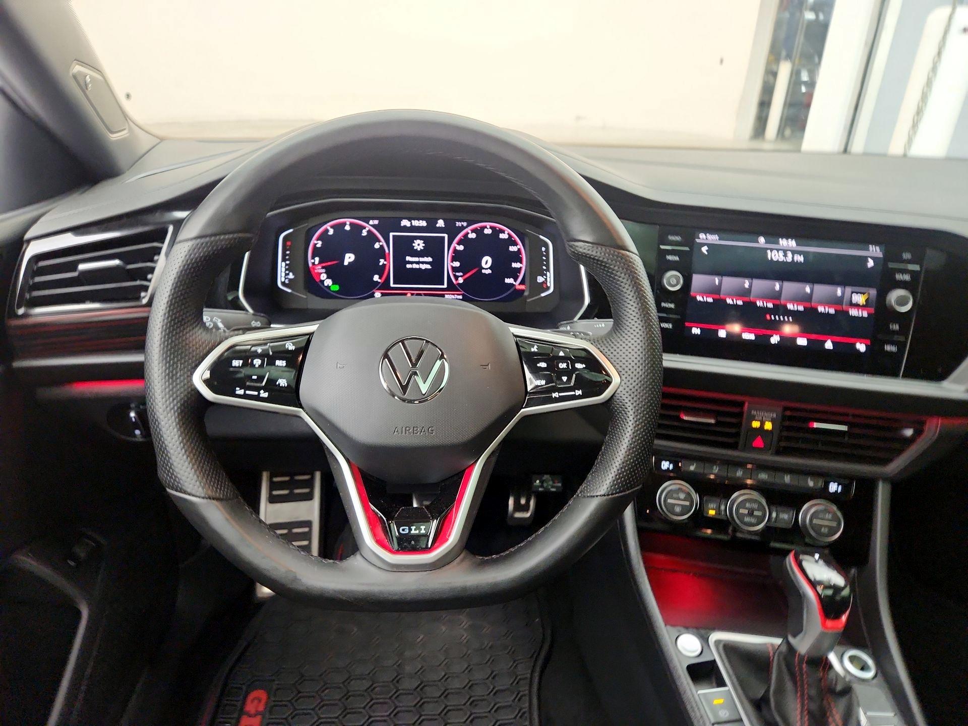 Thumbnail: 2023 Volkswagen Jetta - 10