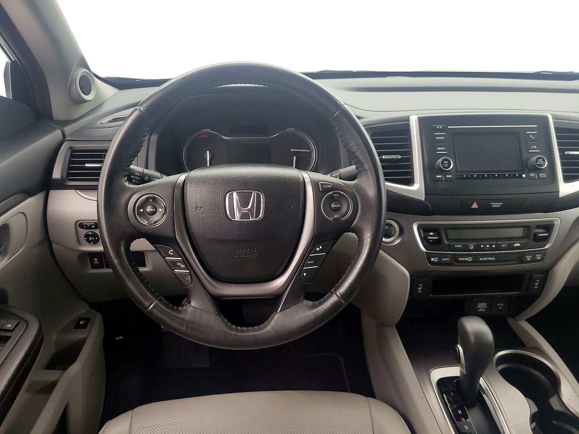 Thumbnail: 2019 Honda Ridgeline - 10
