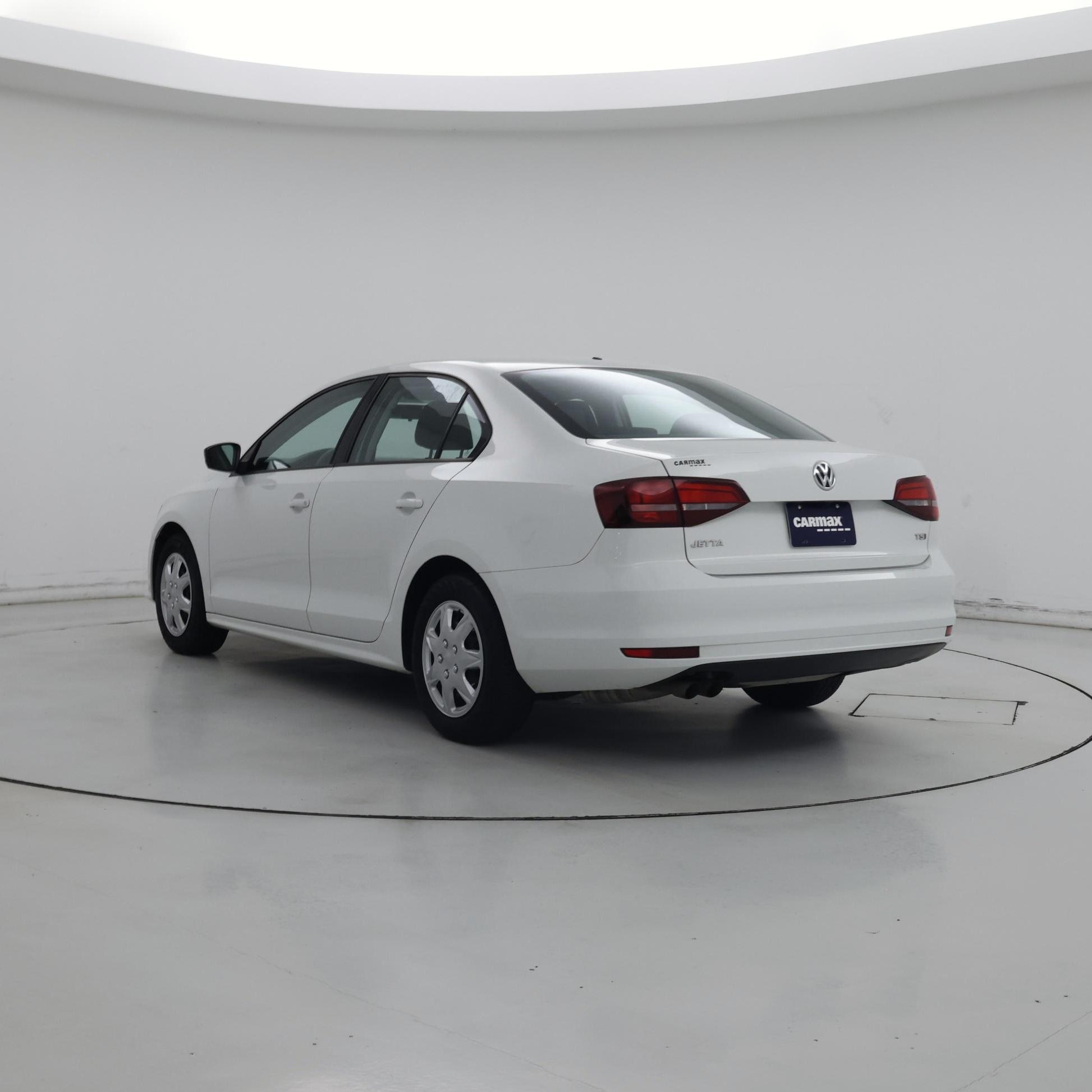 Thumbnail: 2016 Volkswagen Jetta - 2