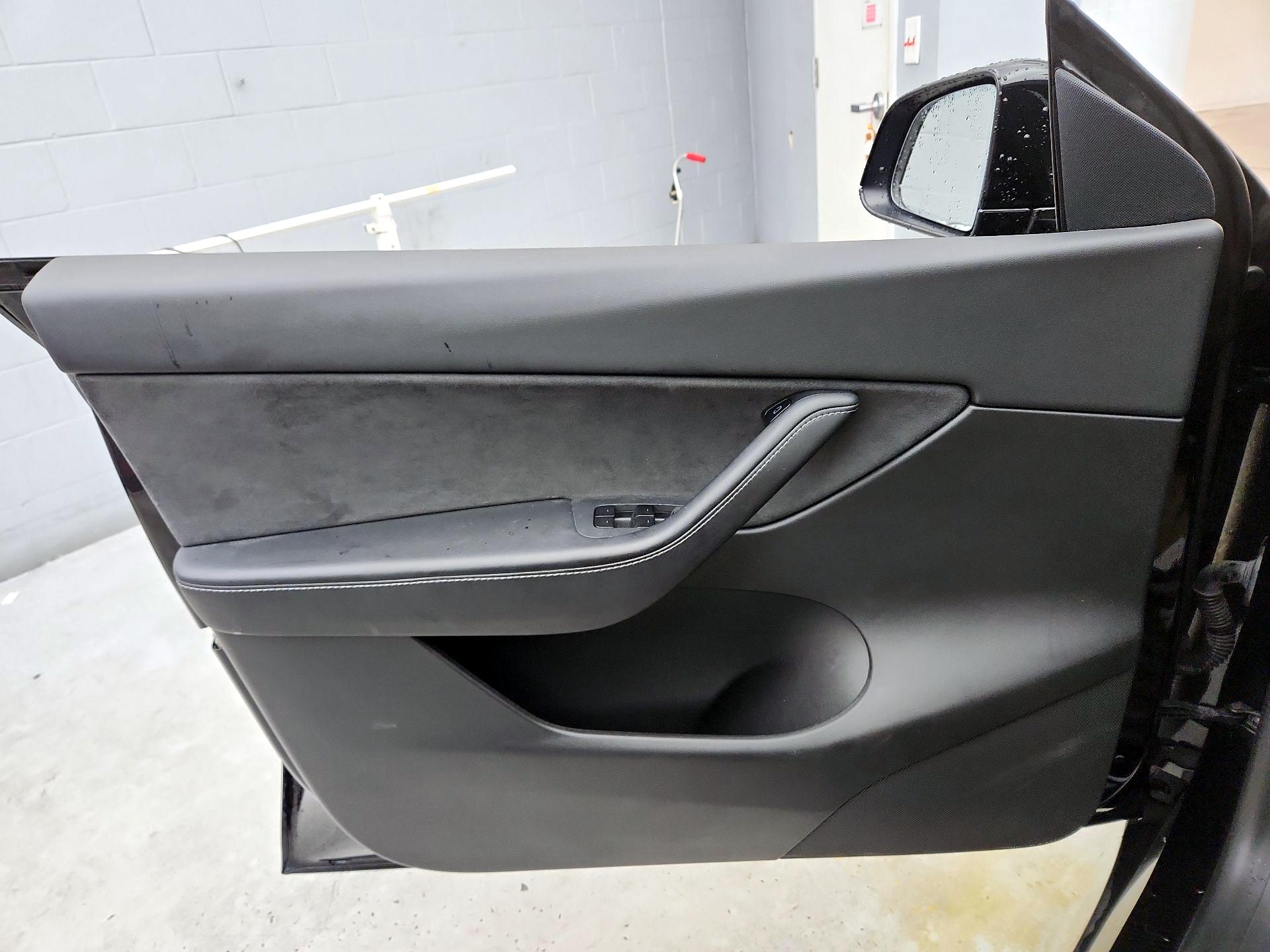 Thumbnail: 2021 Tesla Model Y - 12