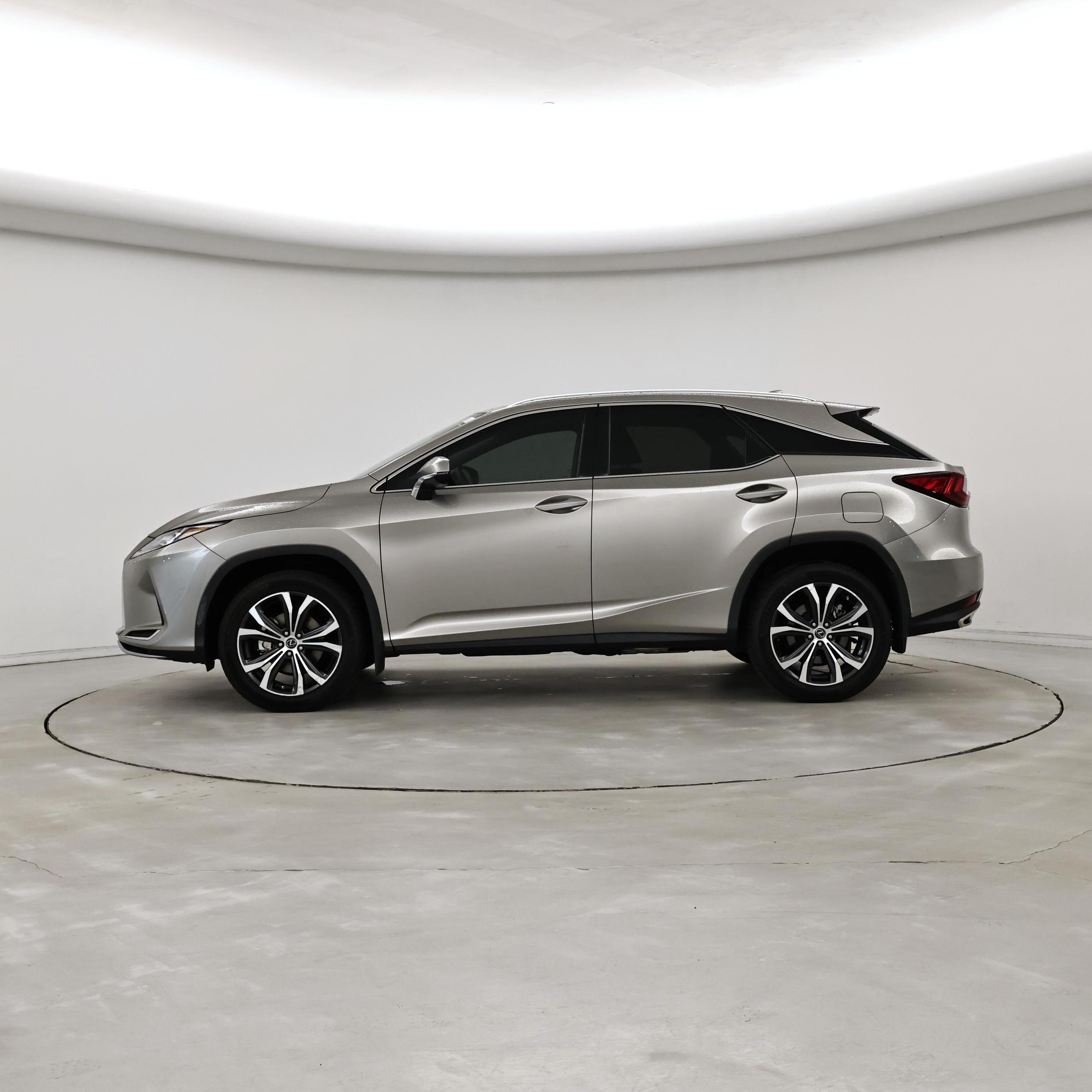 Thumbnail: 2020 Lexus RX - 3