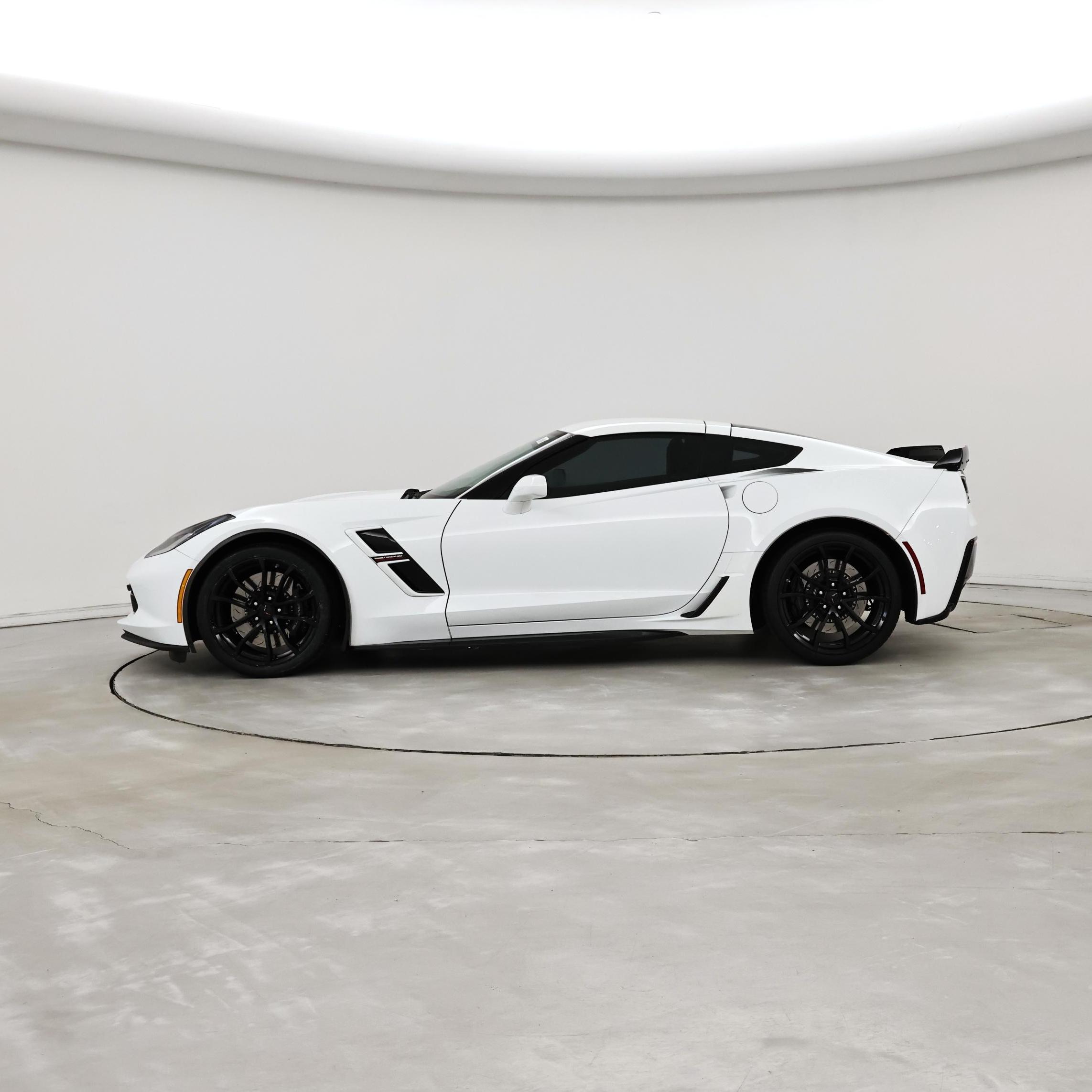 Thumbnail: 2019 Chevrolet Corvette - 3