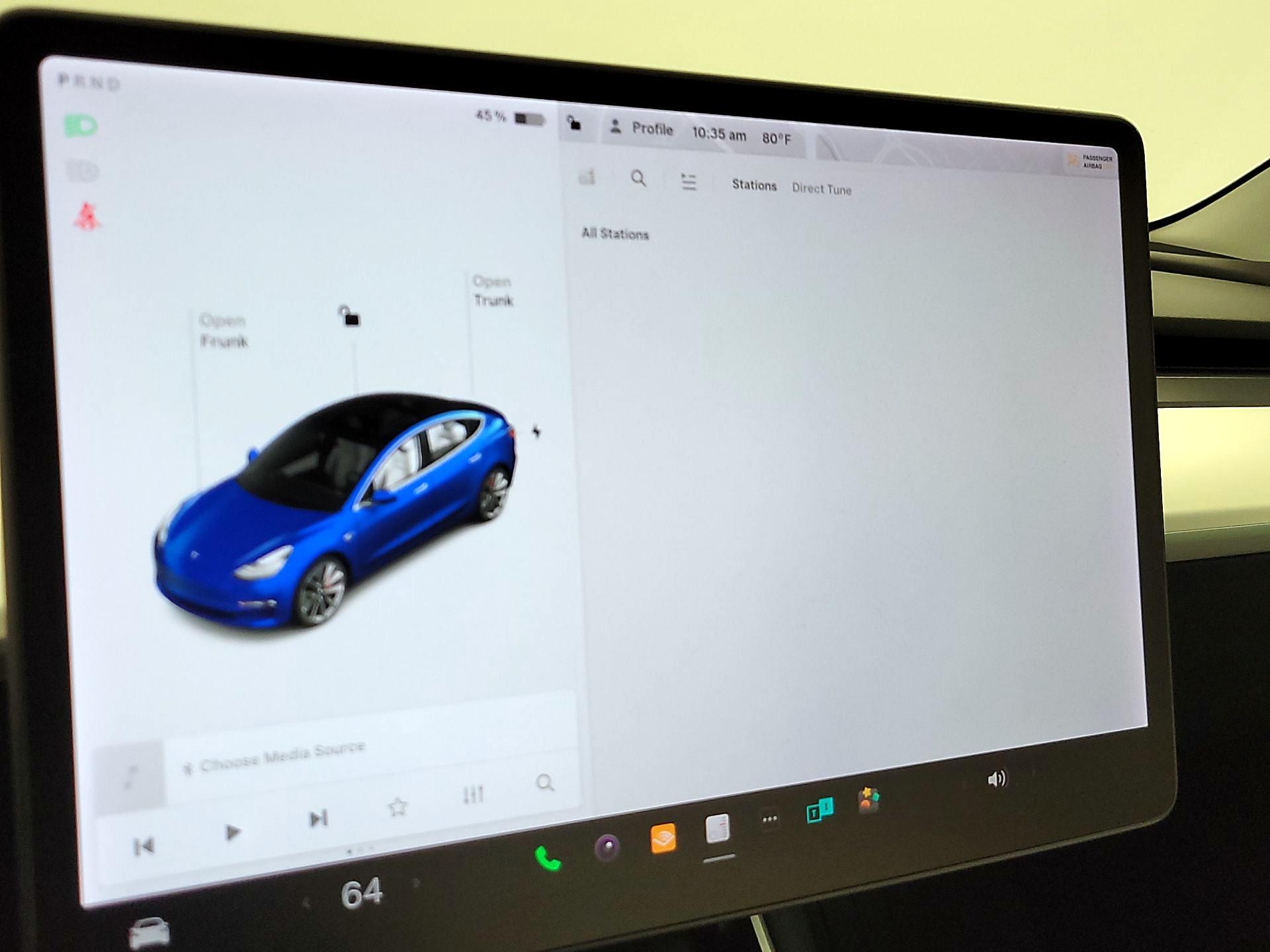 Thumbnail: 2018 Tesla Model 3 - 15