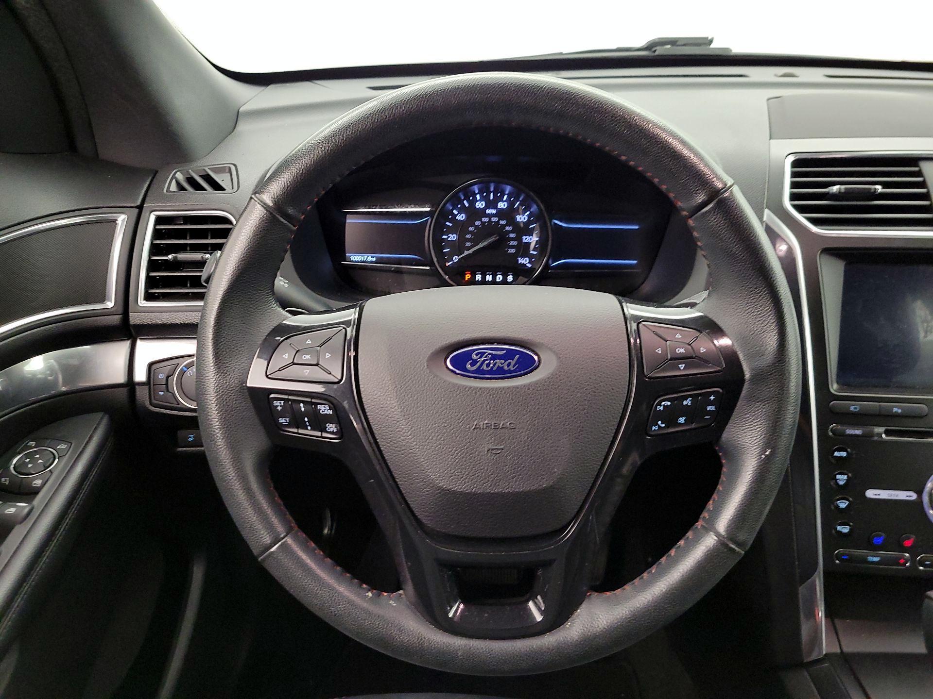 Thumbnail: 2018 Ford Explorer - 10