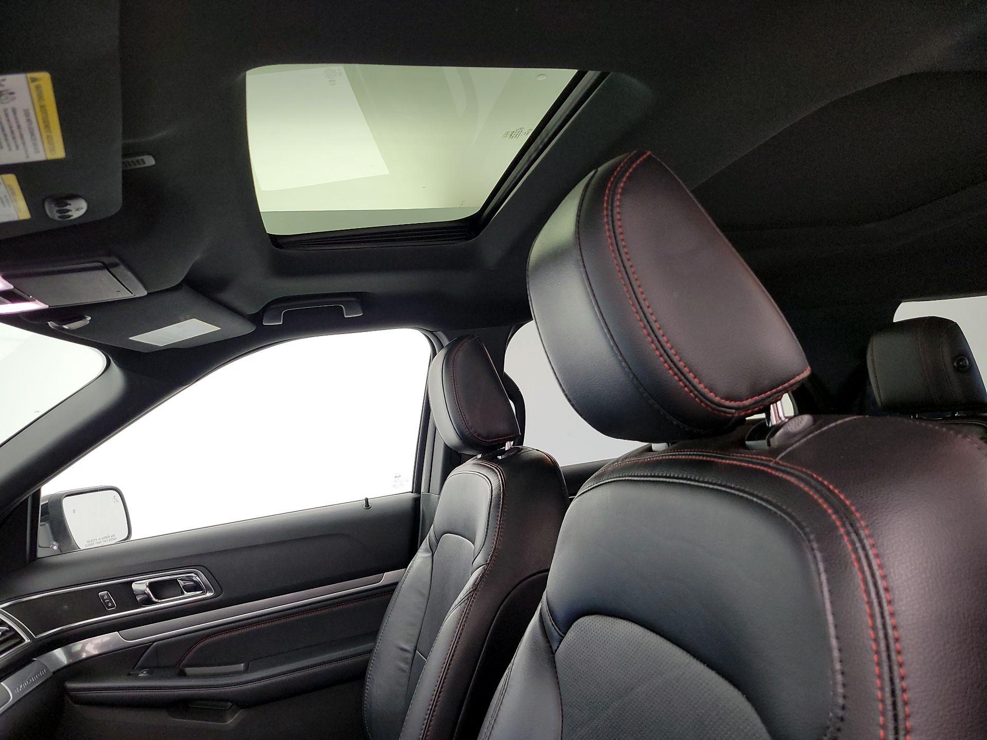 Thumbnail: 2018 Ford Explorer - 20