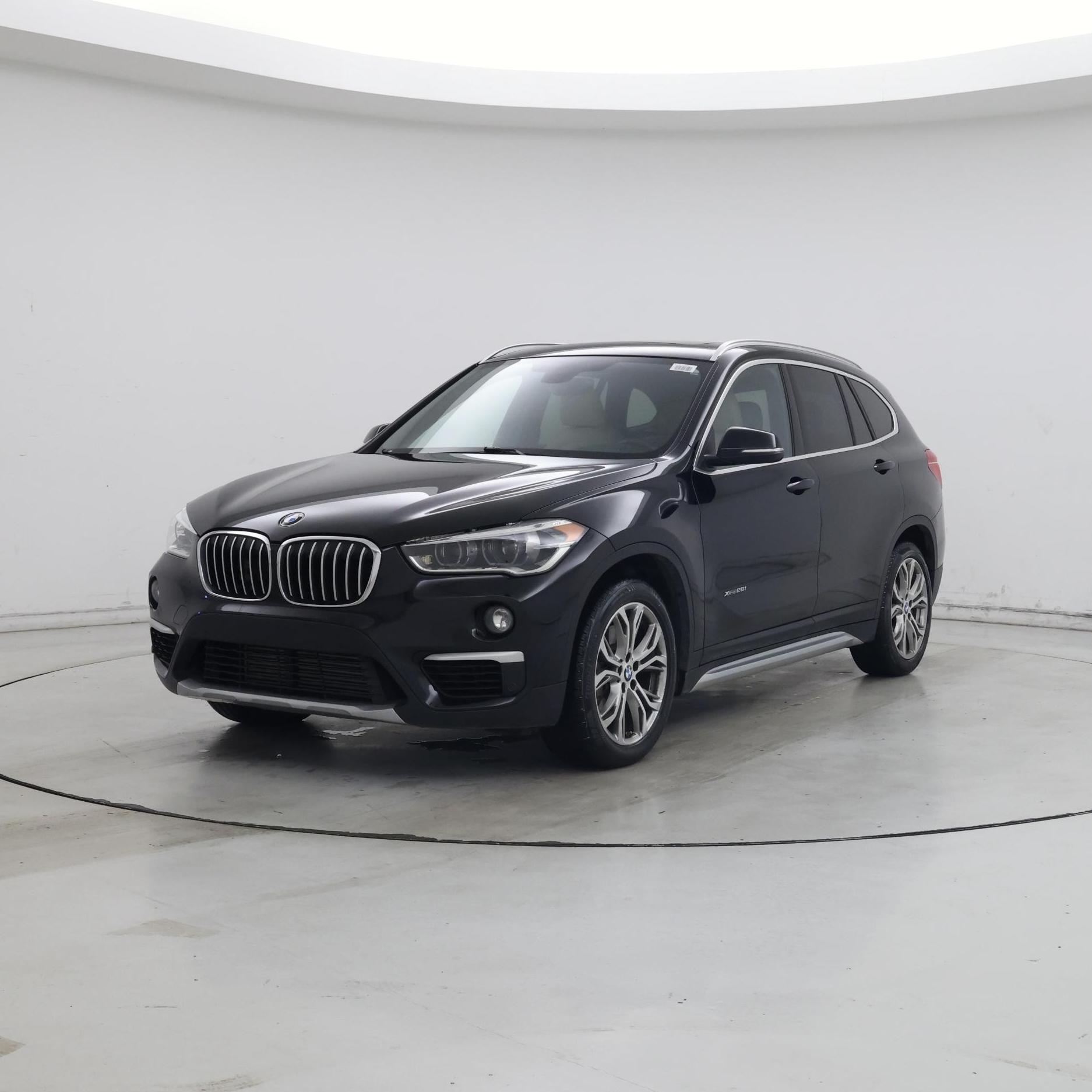 Thumbnail: 2016 BMW X1 - 4