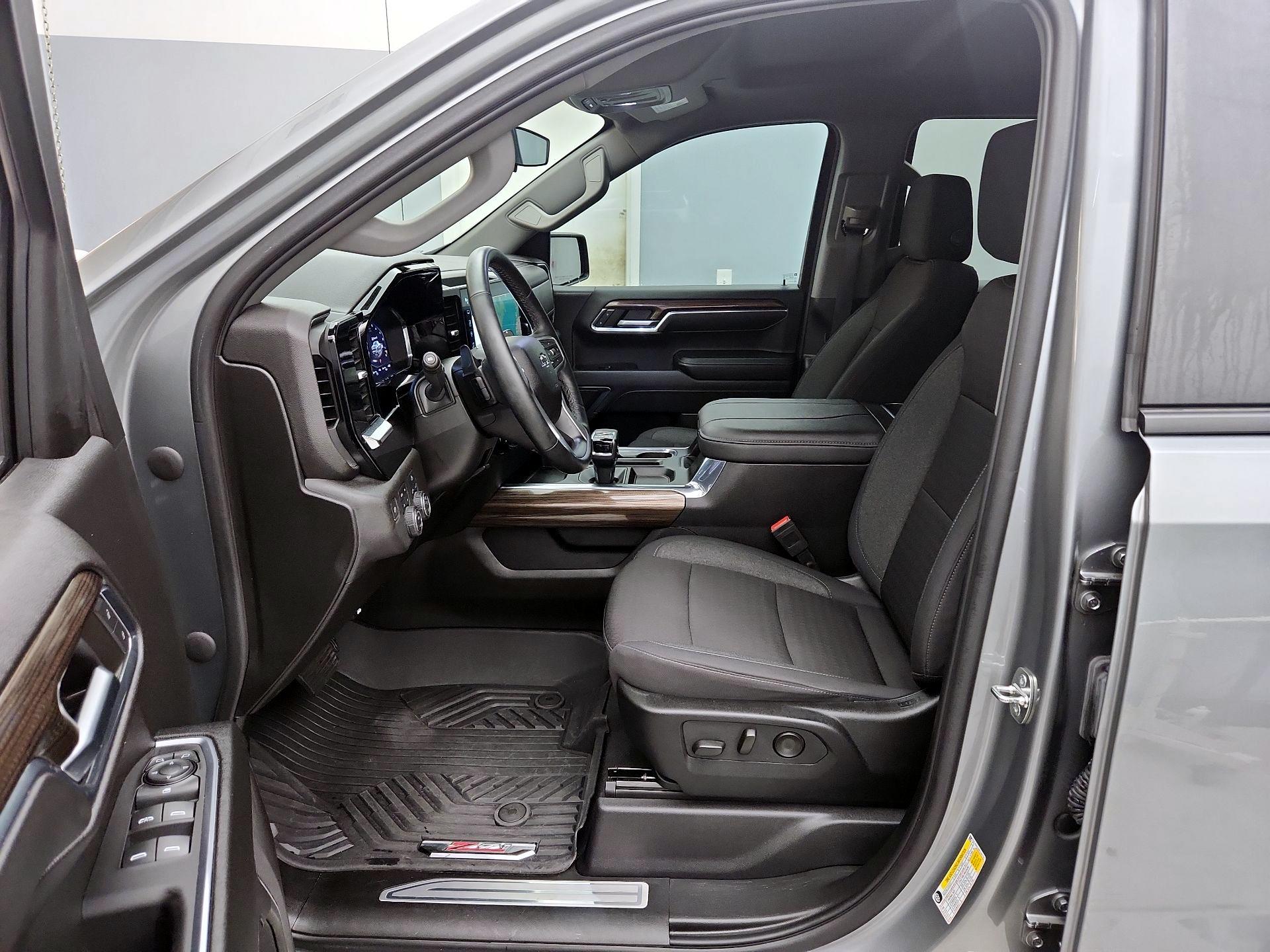 Thumbnail: 2024 Chevrolet Silverado 1500 - 11