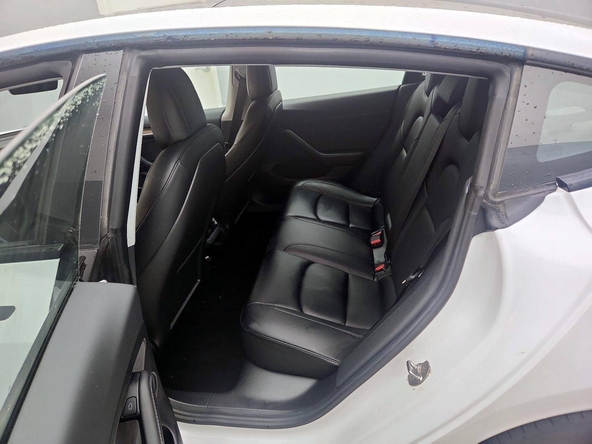Thumbnail: 2021 Tesla Model 3 - 20