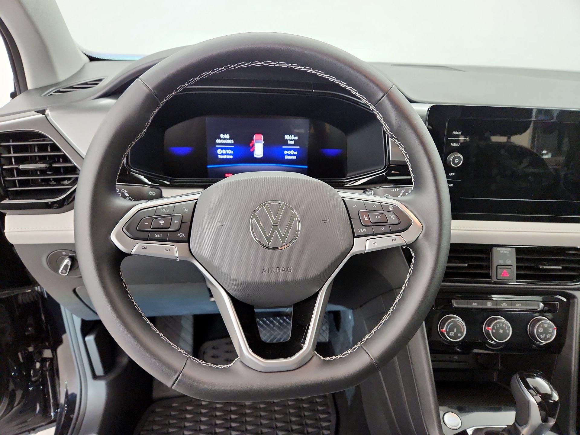 Thumbnail: 2025 Volkswagen Taos - 10