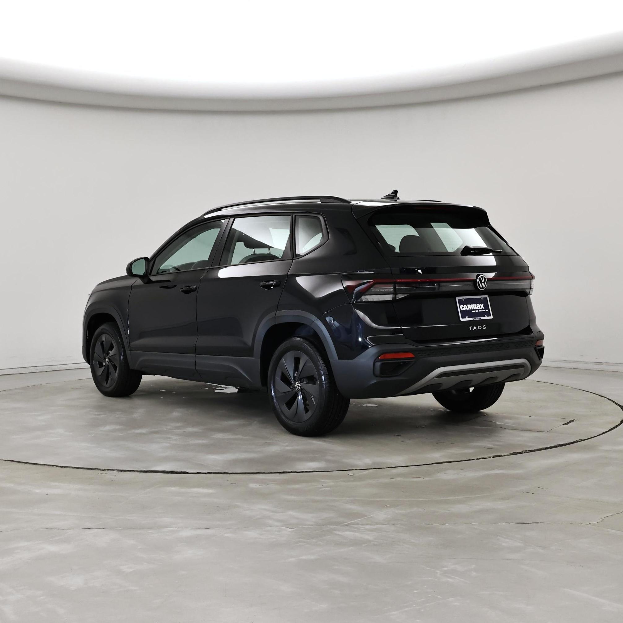 Thumbnail: 2025 Volkswagen Taos - 2