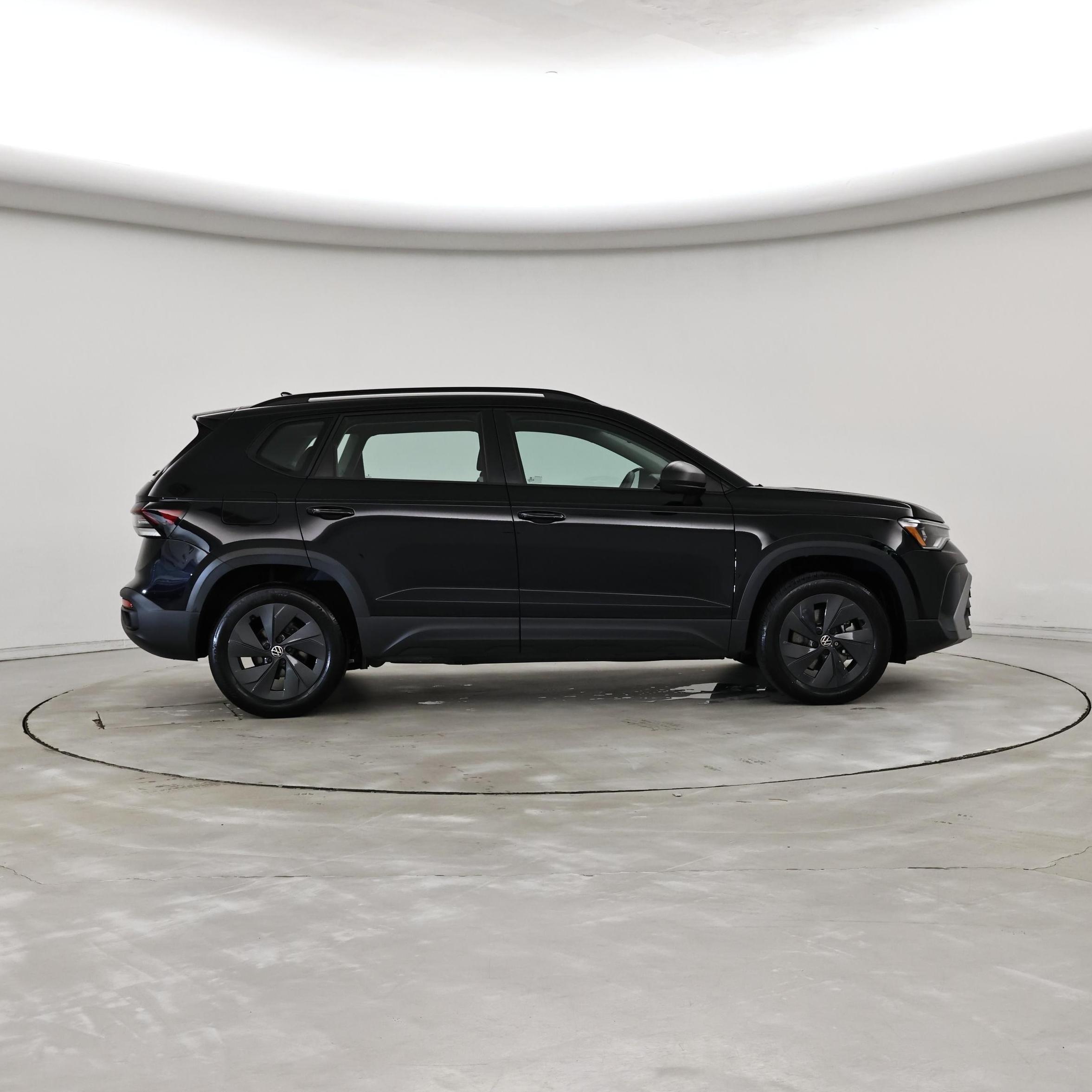 Thumbnail: 2025 Volkswagen Taos - 7