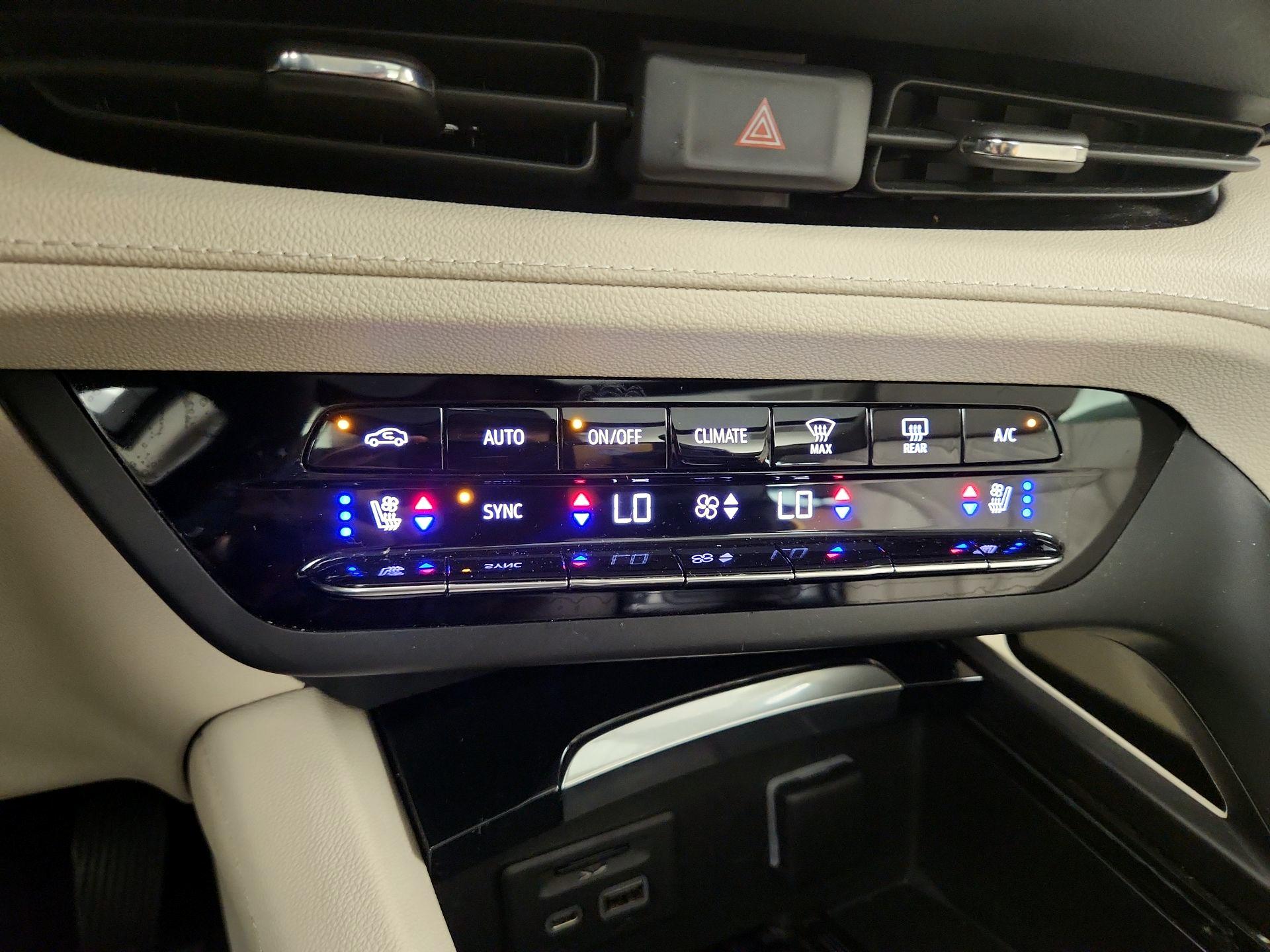 Thumbnail: 2021 Buick Envision - 16