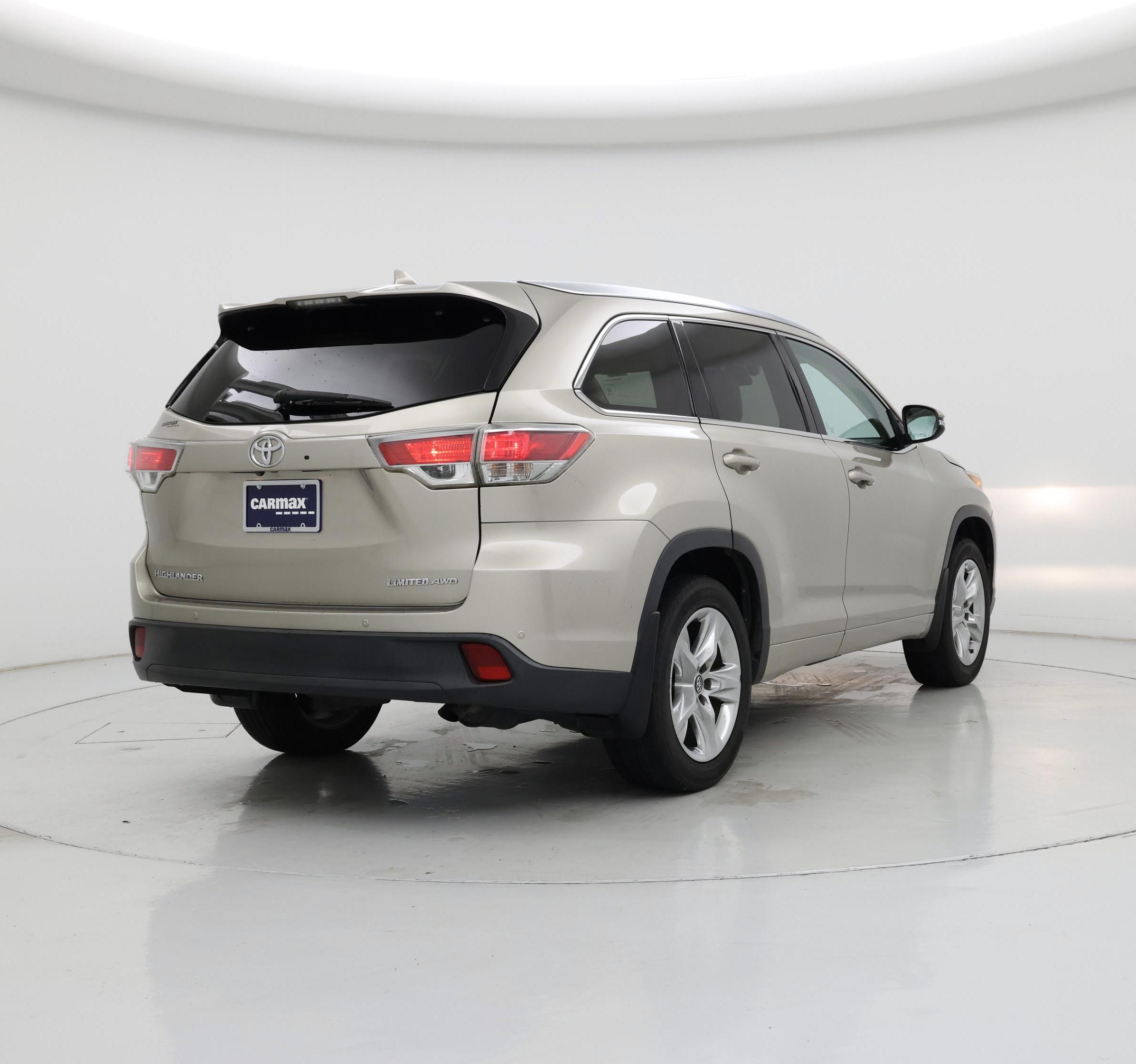 Thumbnail: 2016 Toyota Highlander - 8