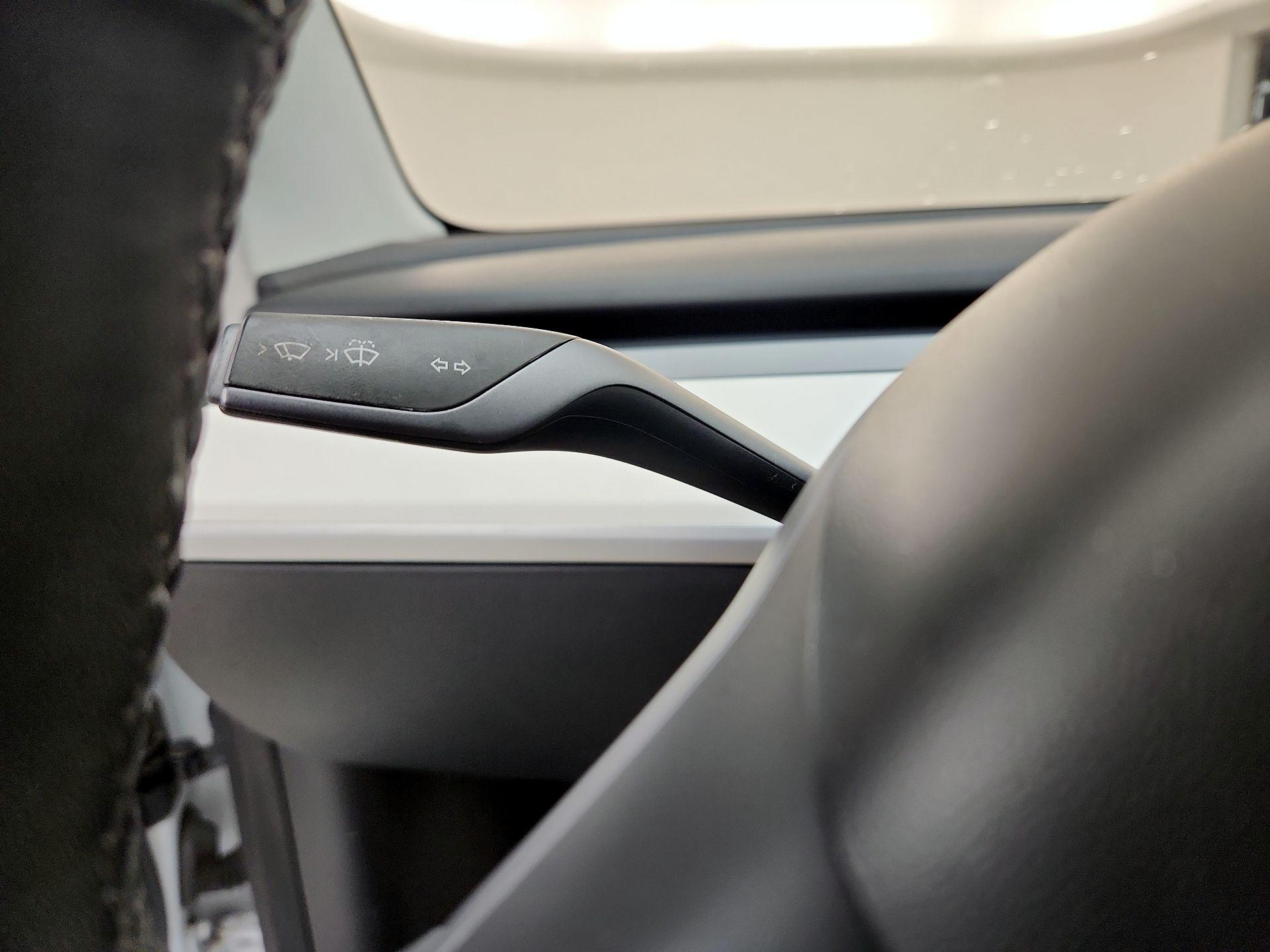 Thumbnail: 2020 Tesla Model 3 - 13