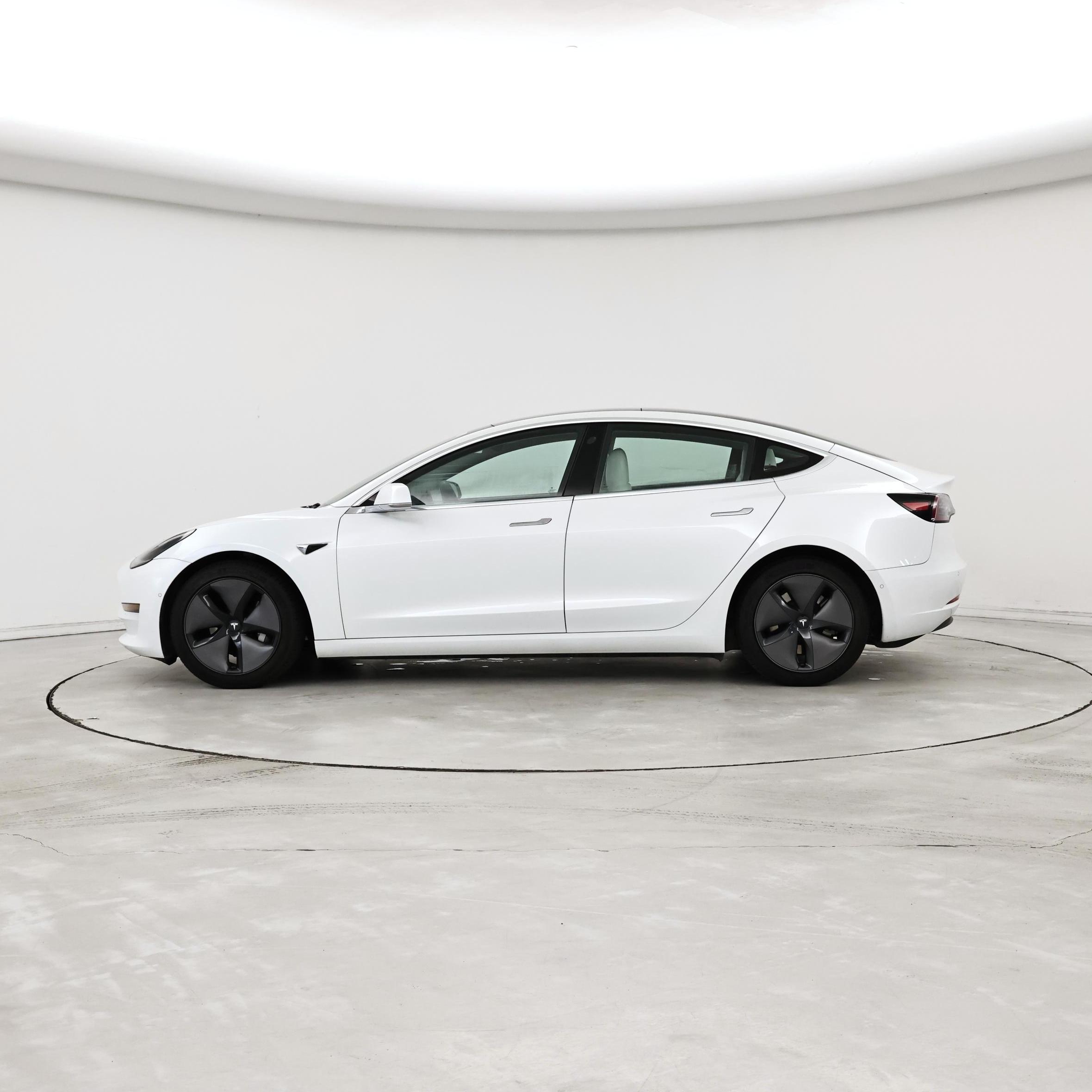 Thumbnail: 2020 Tesla Model 3 - 3